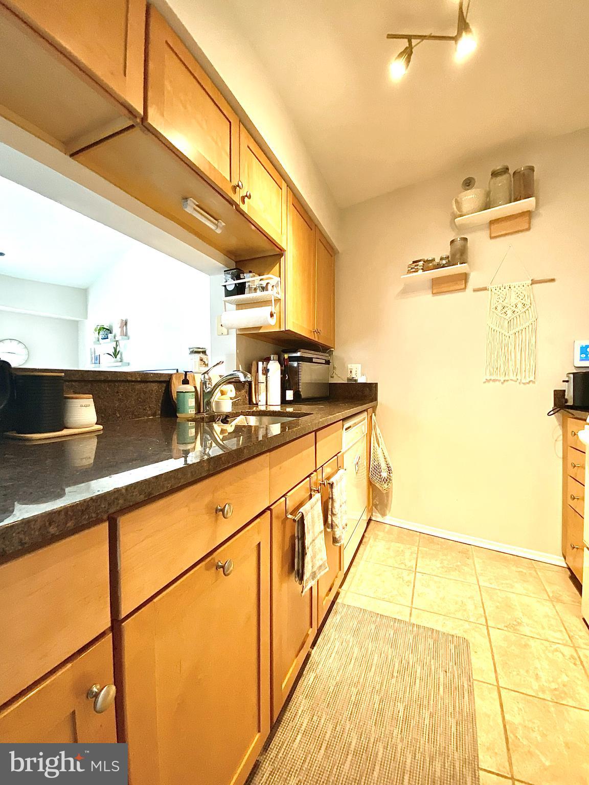 POINTE AT PARK CENTER - Residential Lease