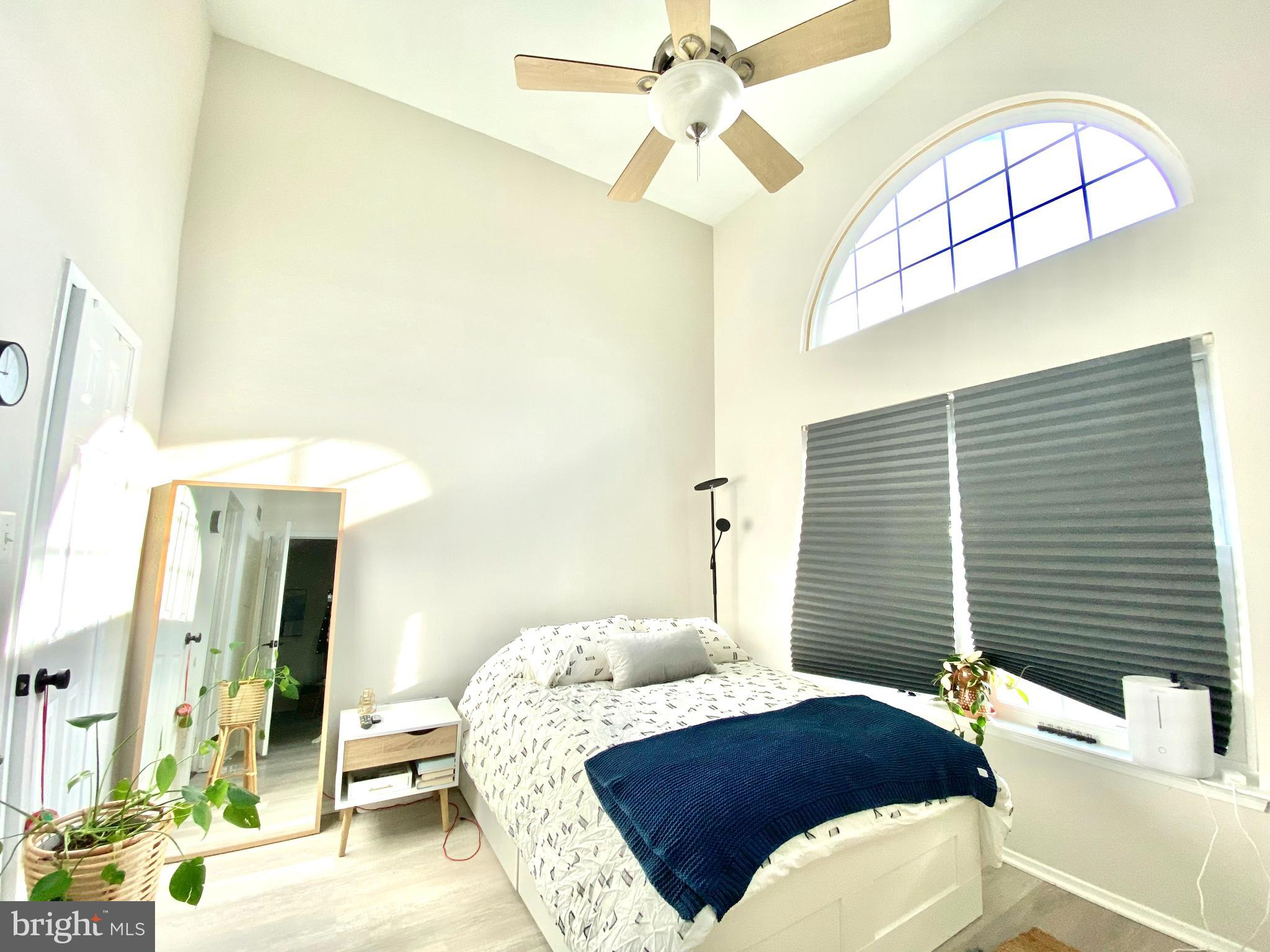 POINTE AT PARK CENTER - Residential Lease