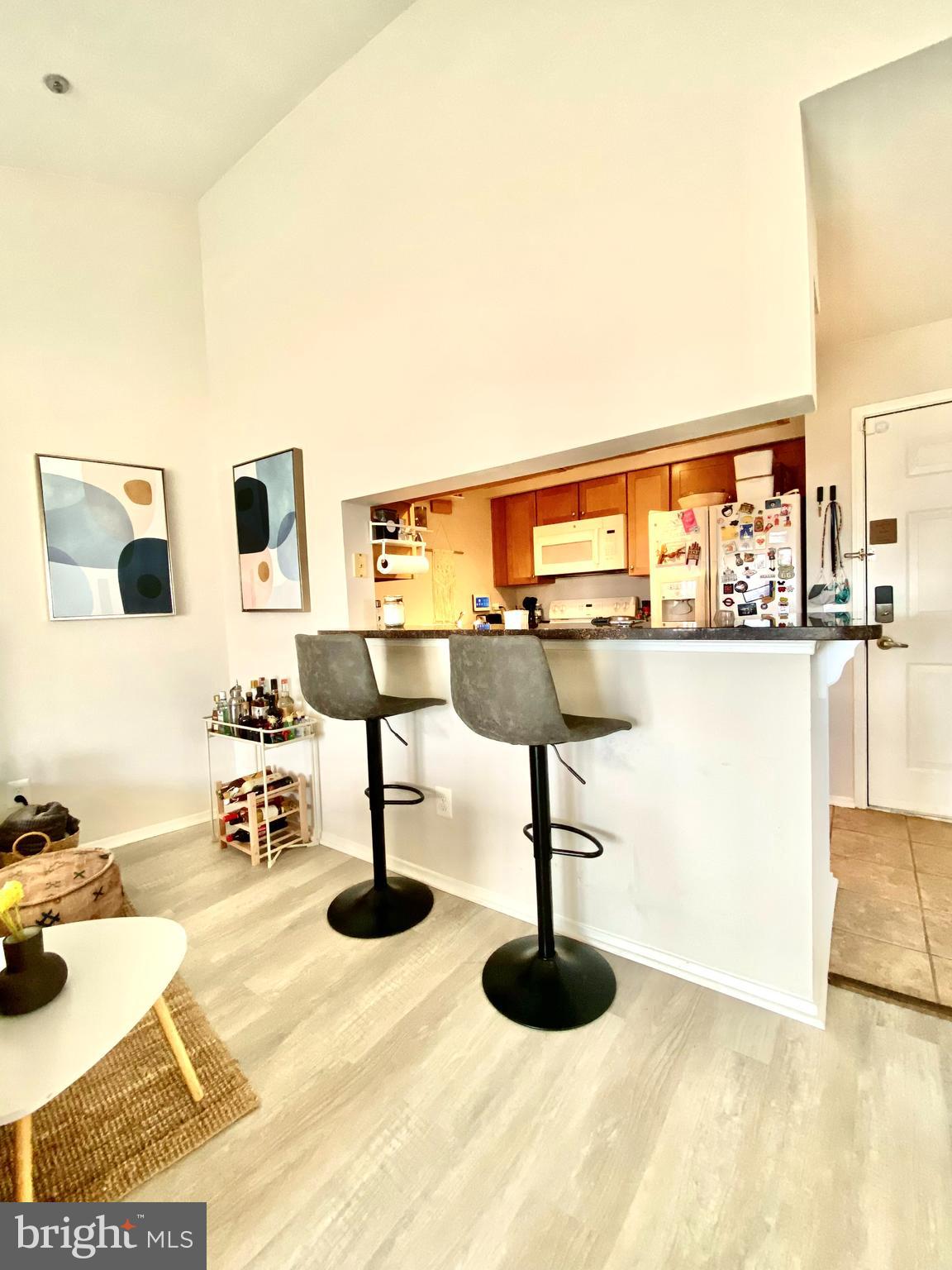 POINTE AT PARK CENTER - Residential Lease