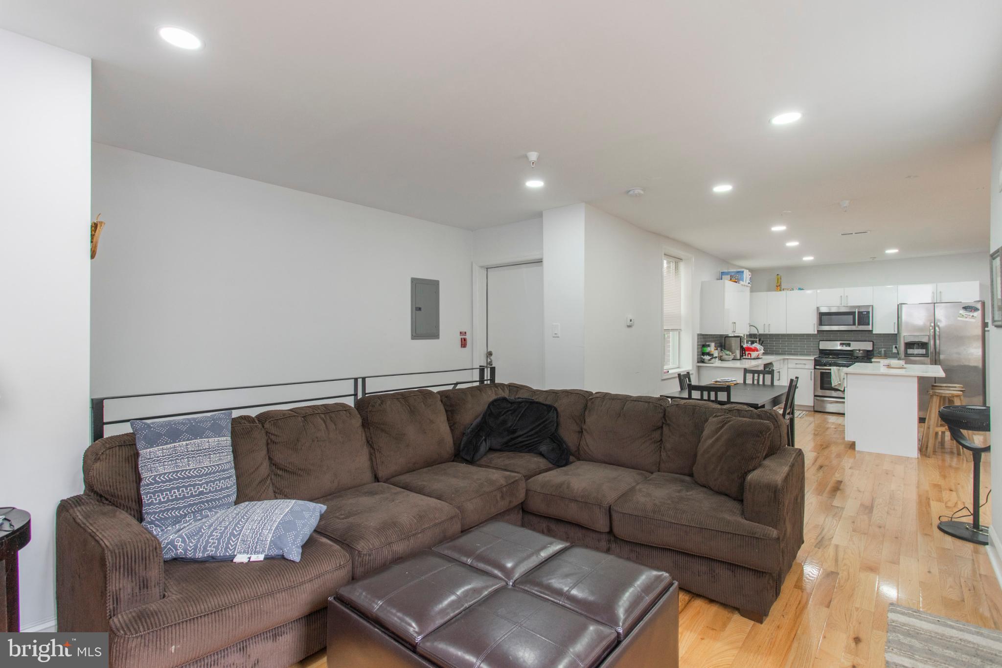 FAIRMOUNT - Residential Lease