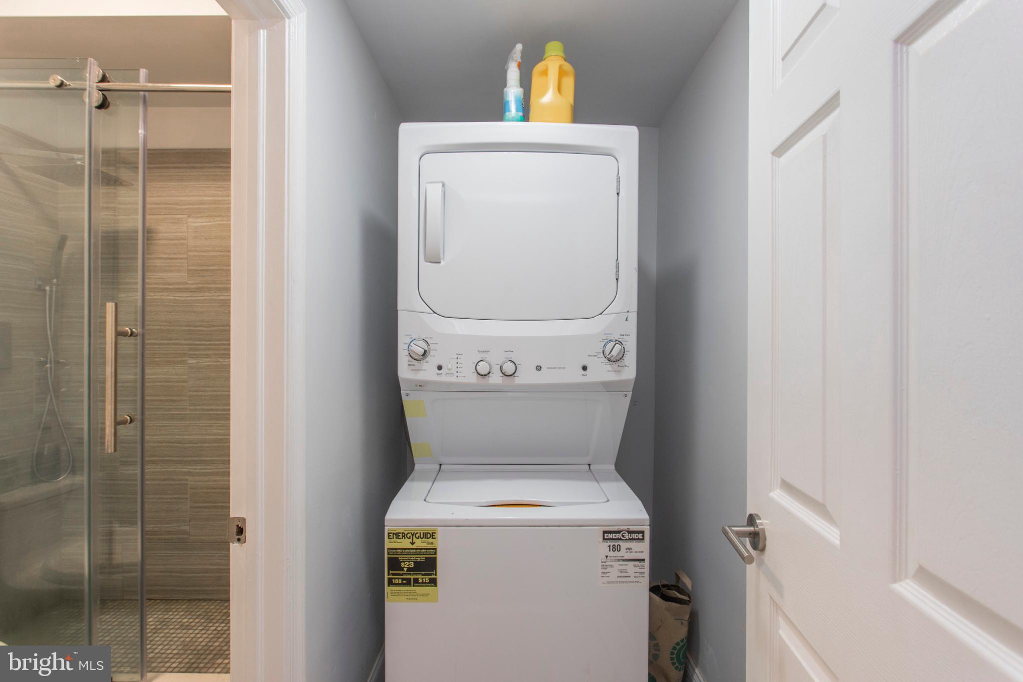 FAIRMOUNT - Residential Lease