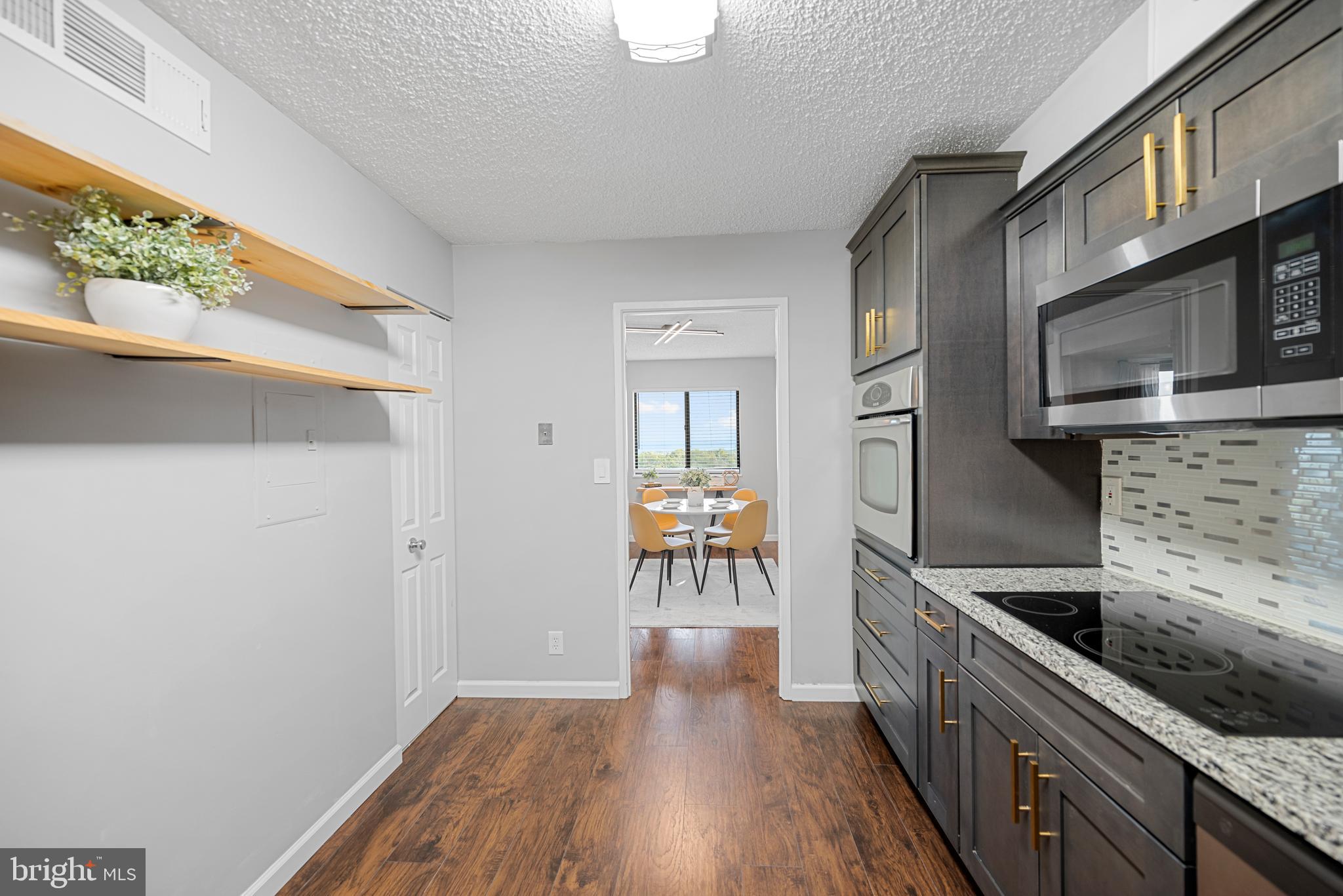 MONTEBELLO CONDO - Residential