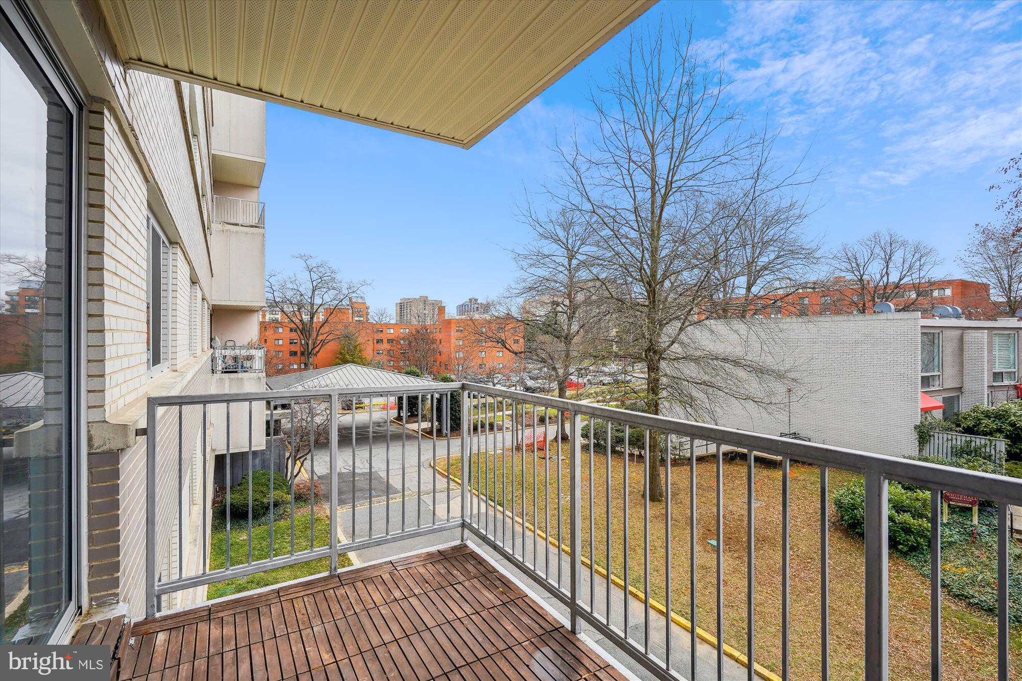 WHITEHALL - Residential