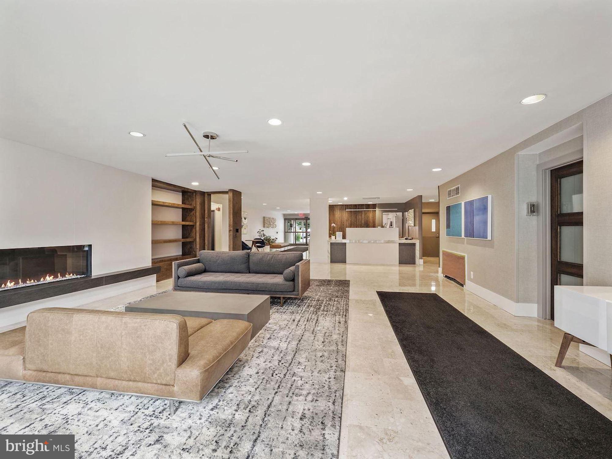 WHITEHALL - Residential