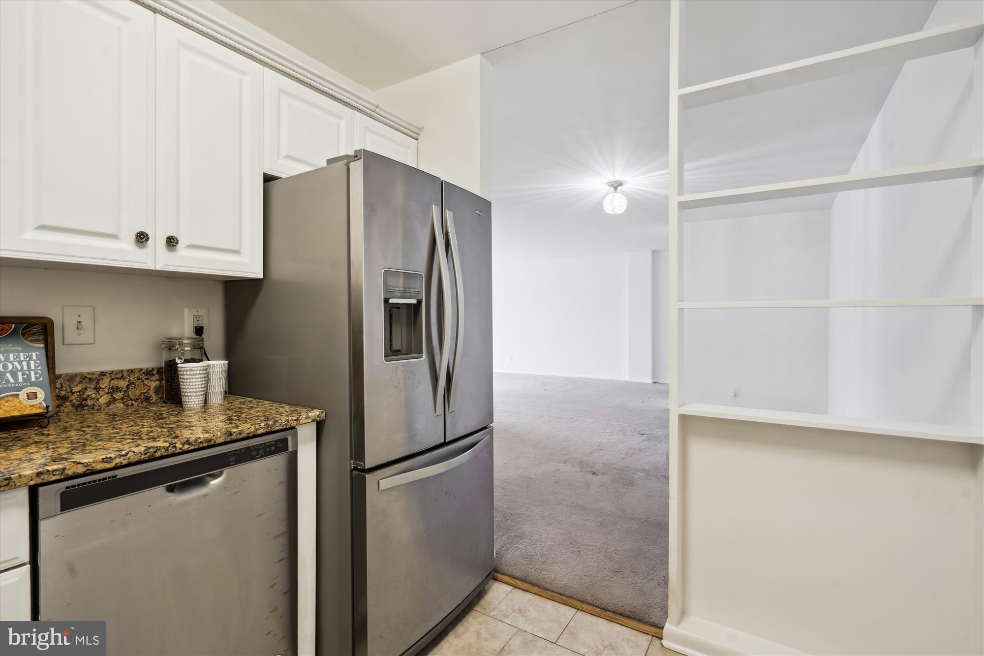 WHITEHALL - Residential