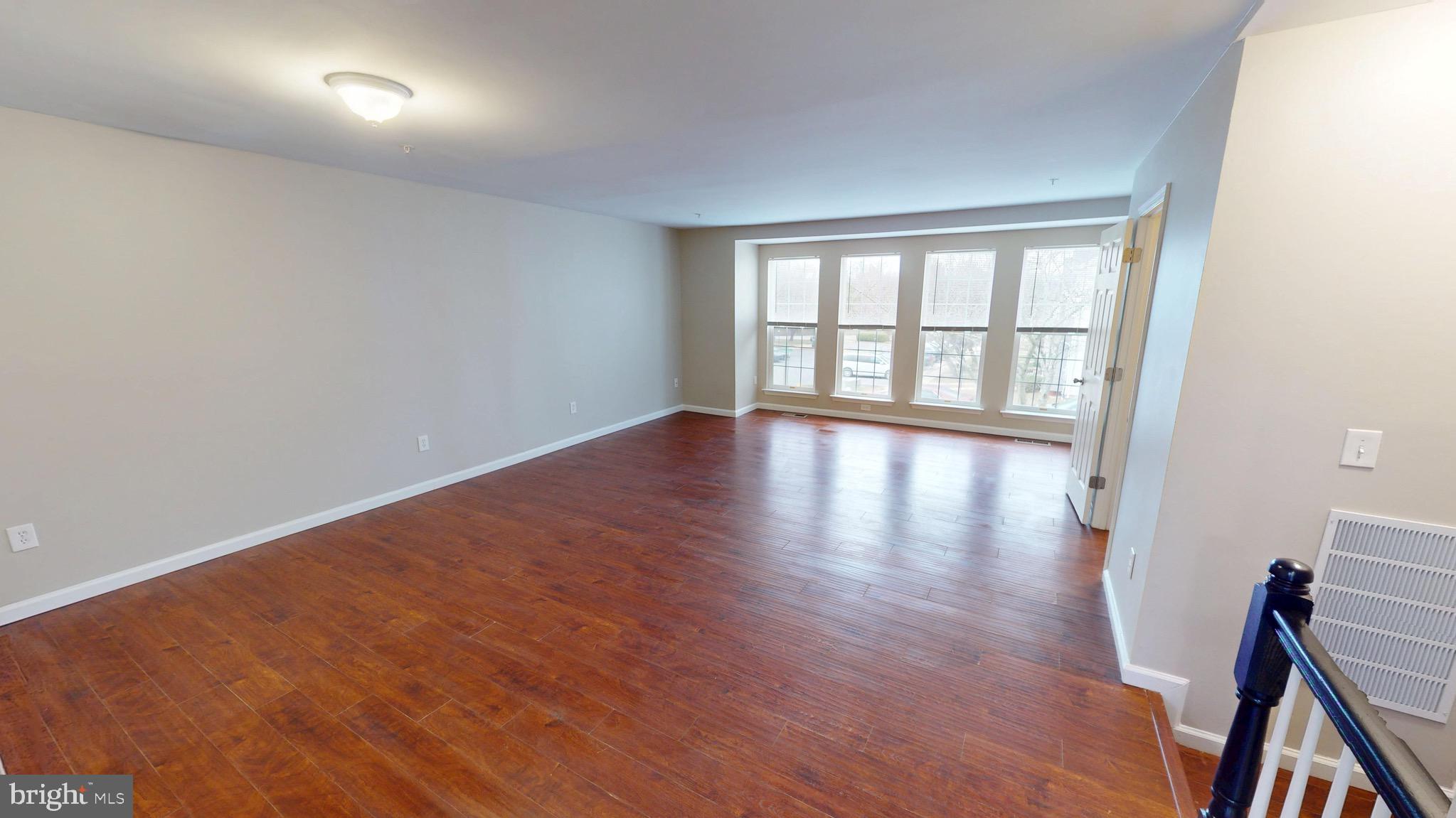 SOUTH HAMPTON SUB - Residential