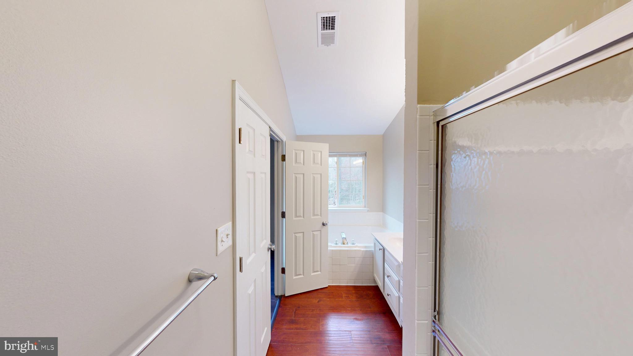 SOUTH HAMPTON SUB - Residential