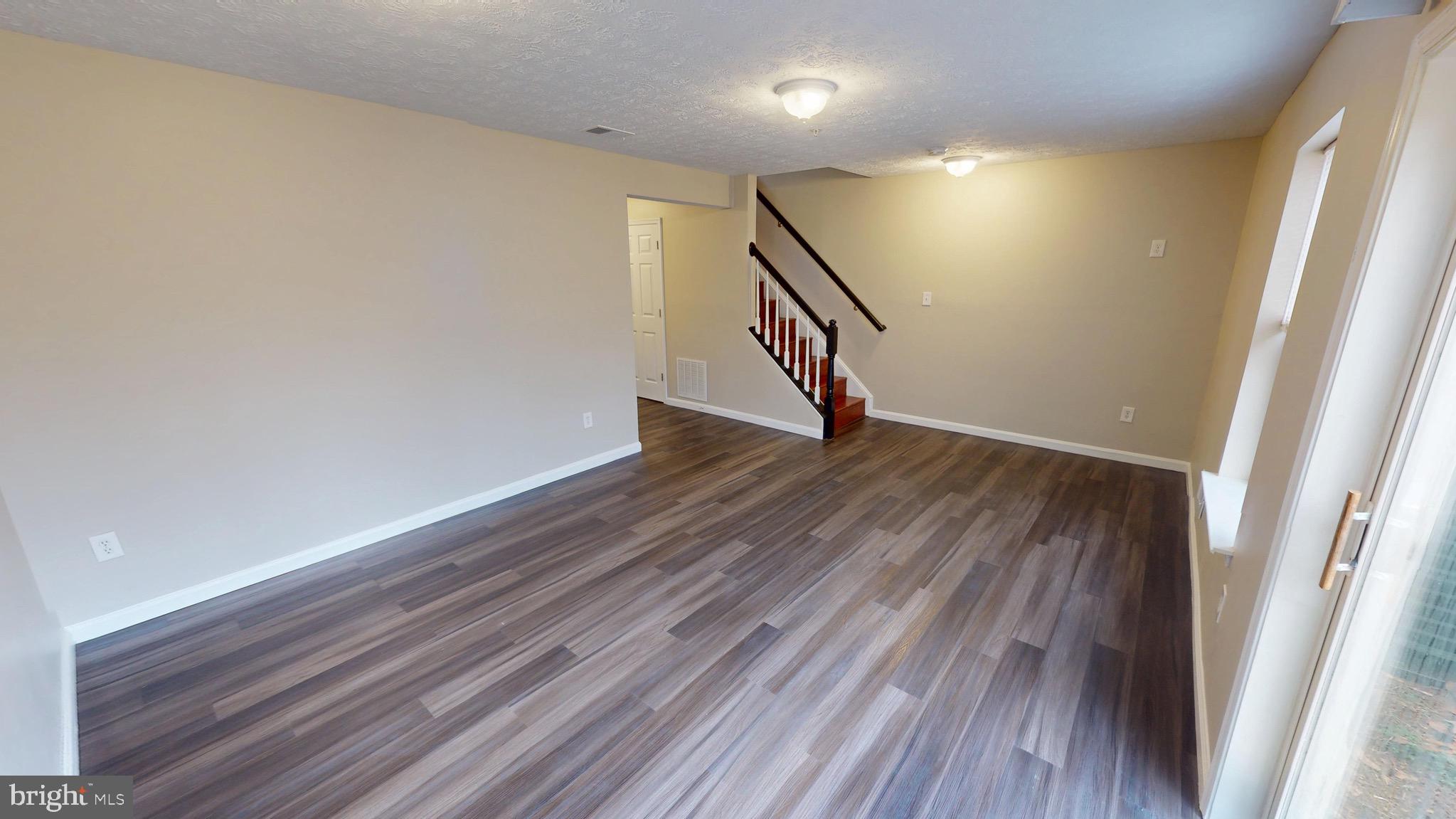 SOUTH HAMPTON SUB - Residential