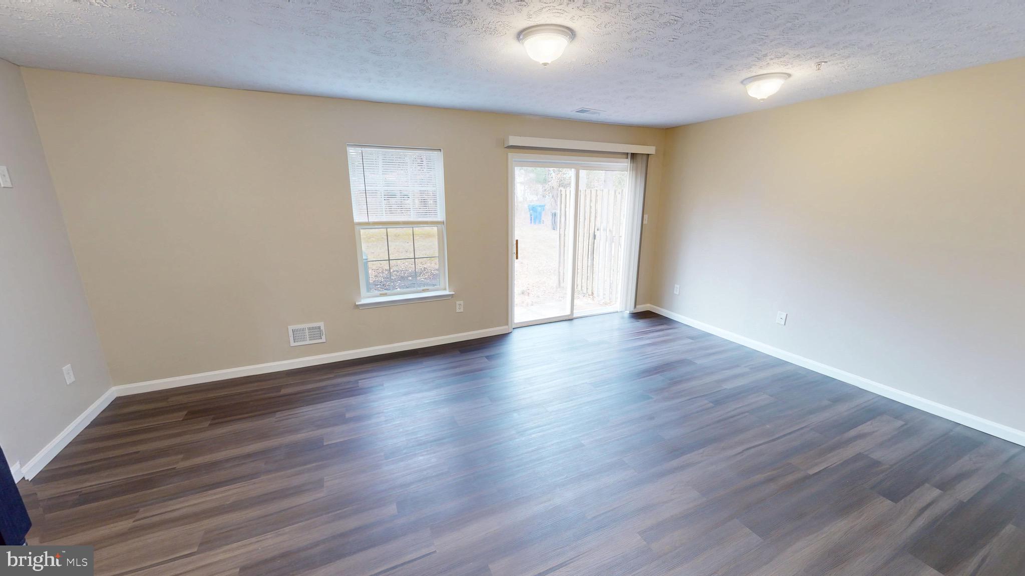 SOUTH HAMPTON SUB - Residential