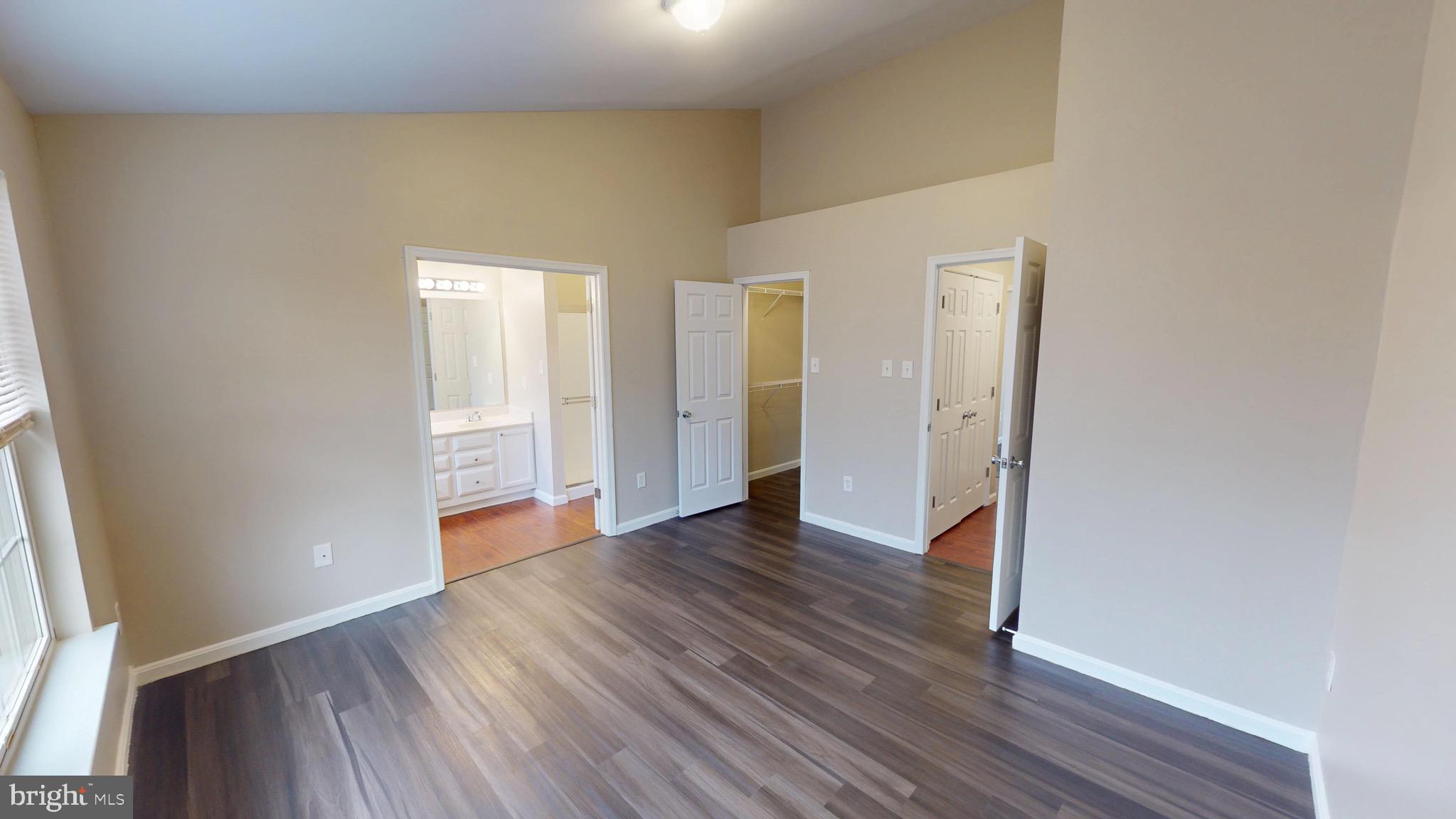 SOUTH HAMPTON SUB - Residential