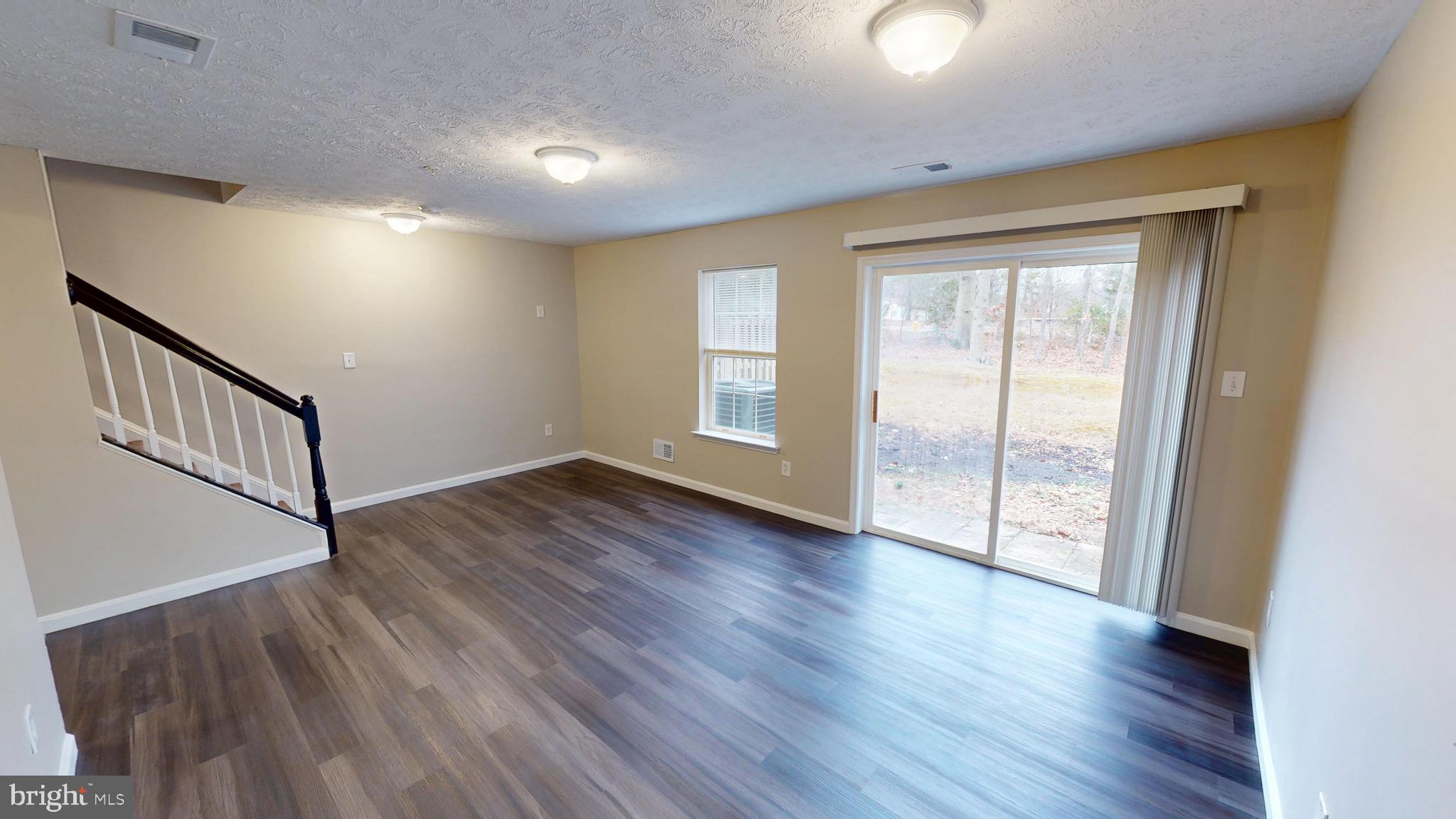 SOUTH HAMPTON SUB - Residential