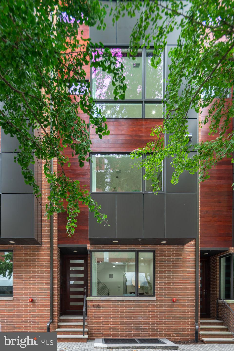 SOCIETY HILL - Residential Lease