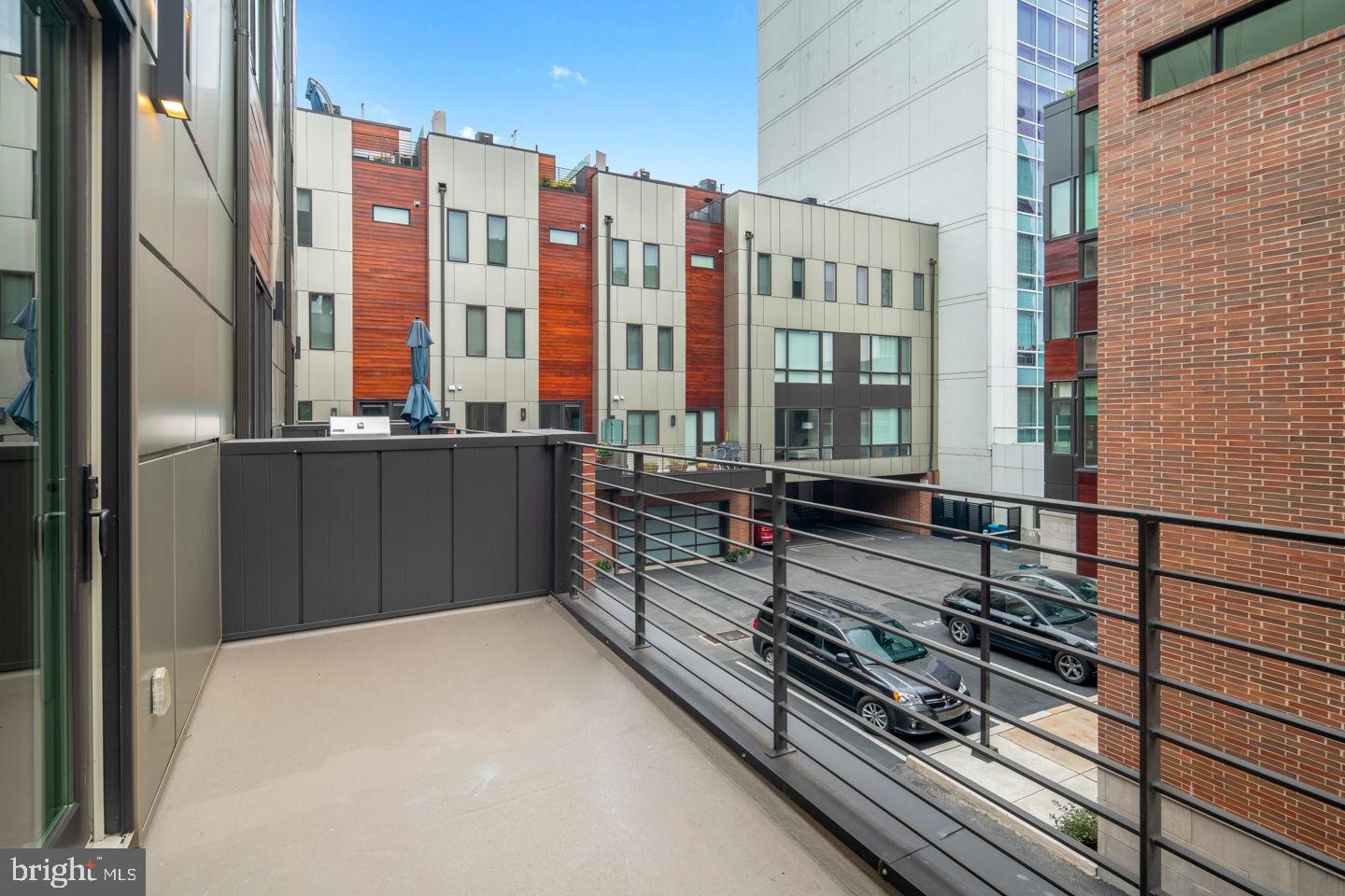 SOCIETY HILL - Residential Lease