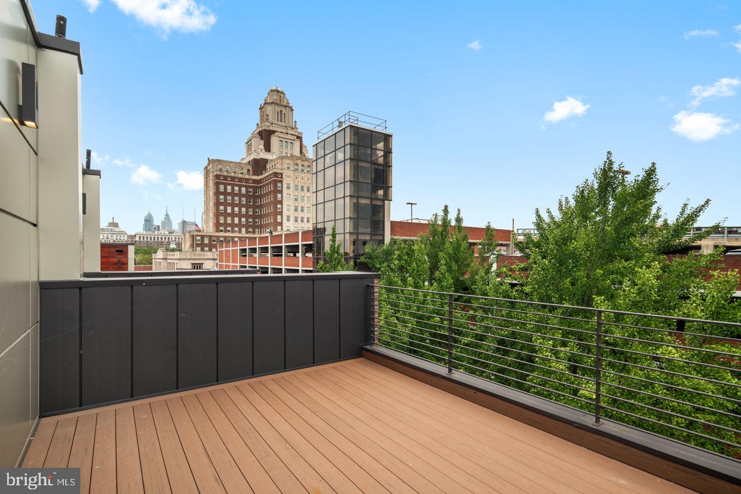 SOCIETY HILL - Residential Lease