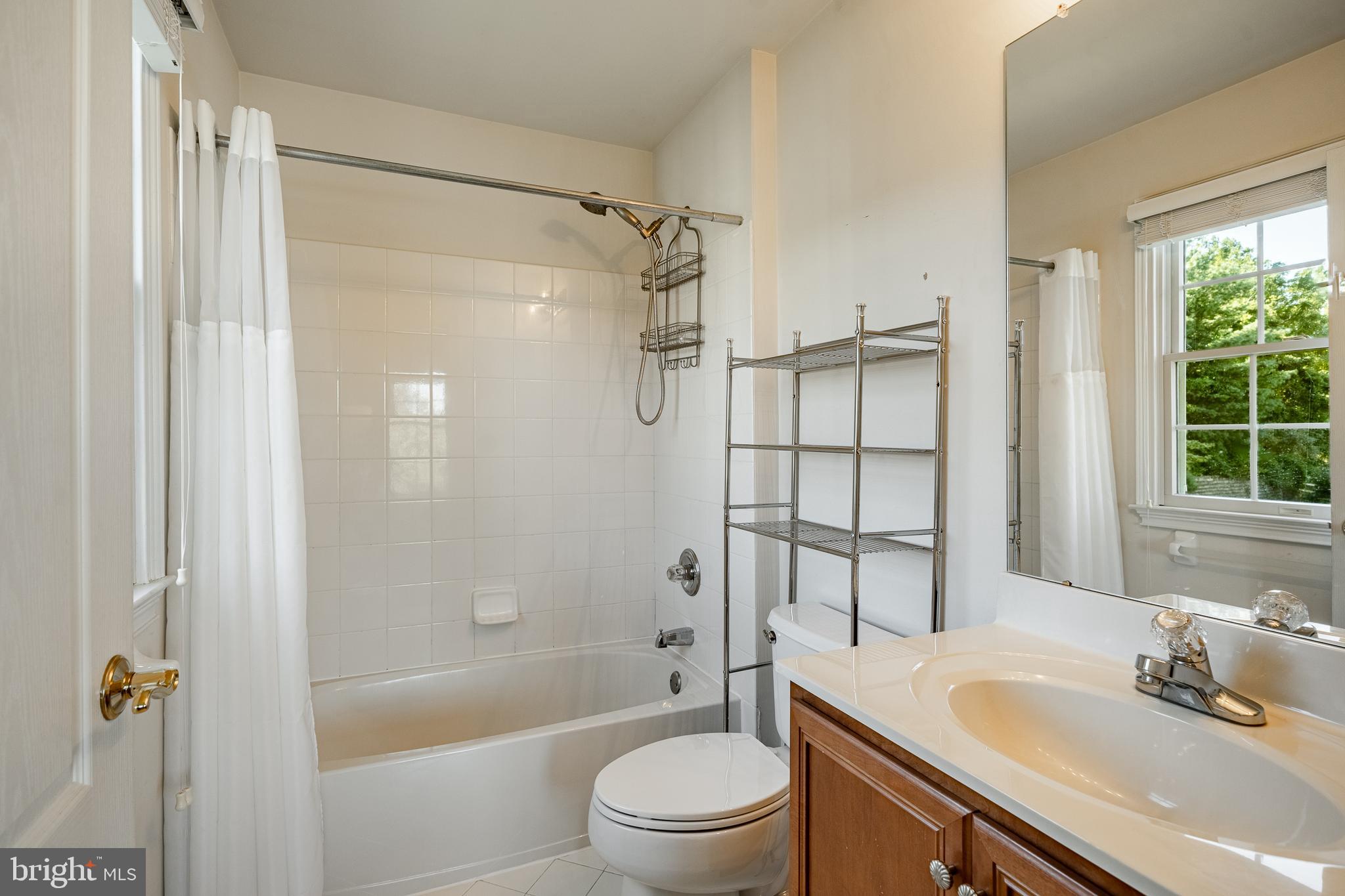 TALL TREES AT THOR - Residential