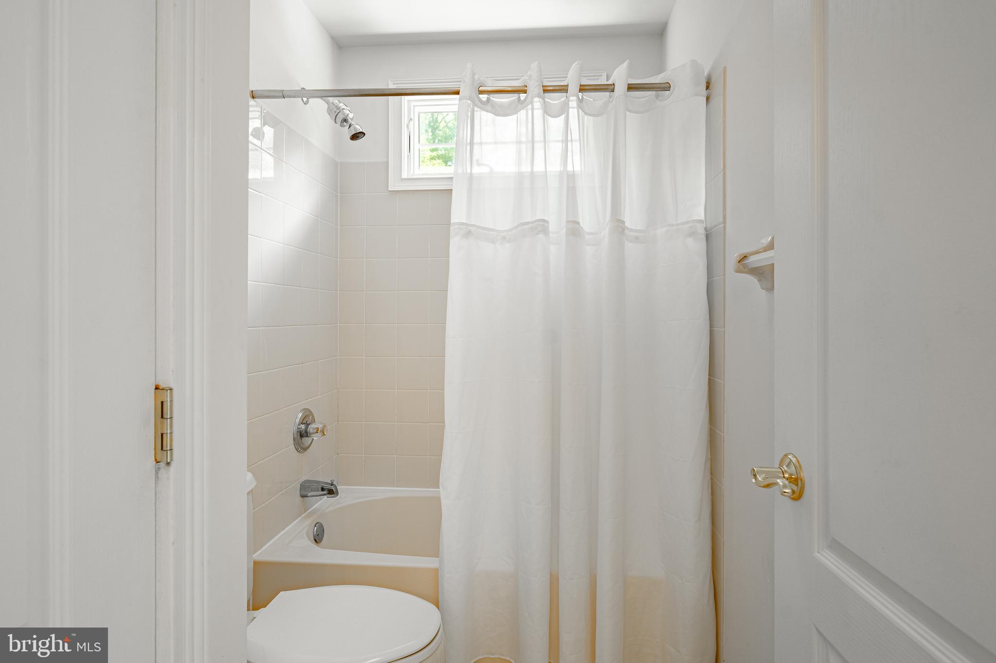 TALL TREES AT THOR - Residential