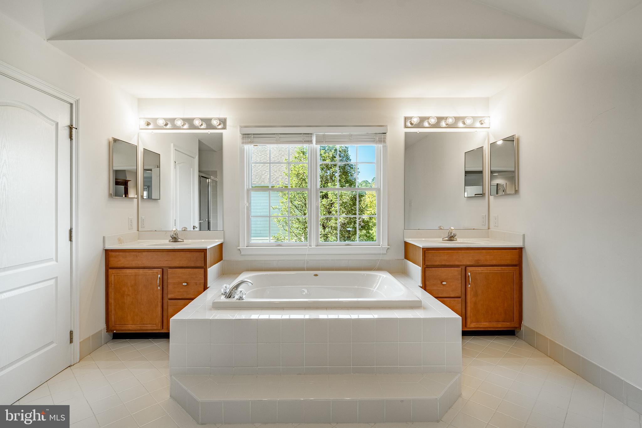 TALL TREES AT THOR - Residential