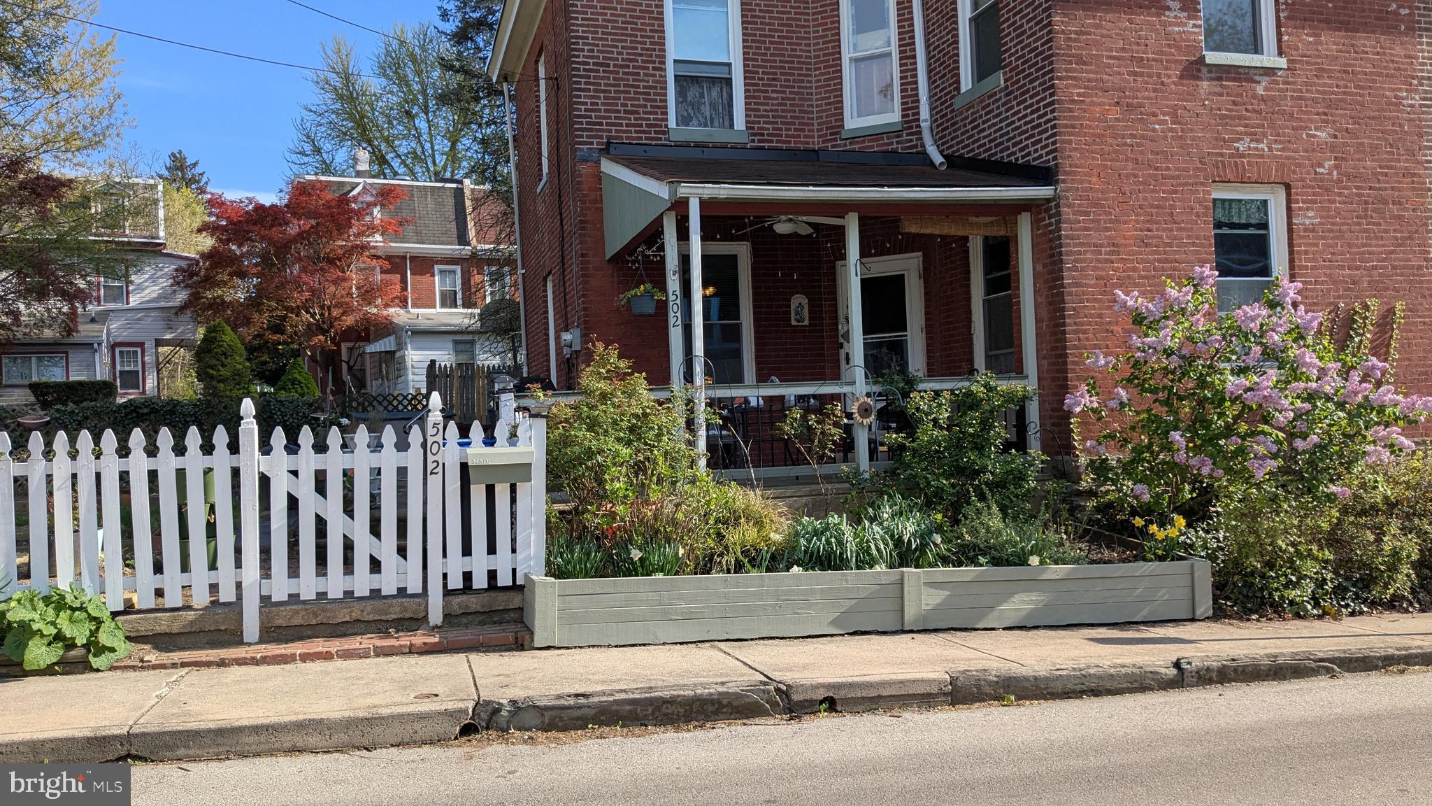 502 WILLOW STREET