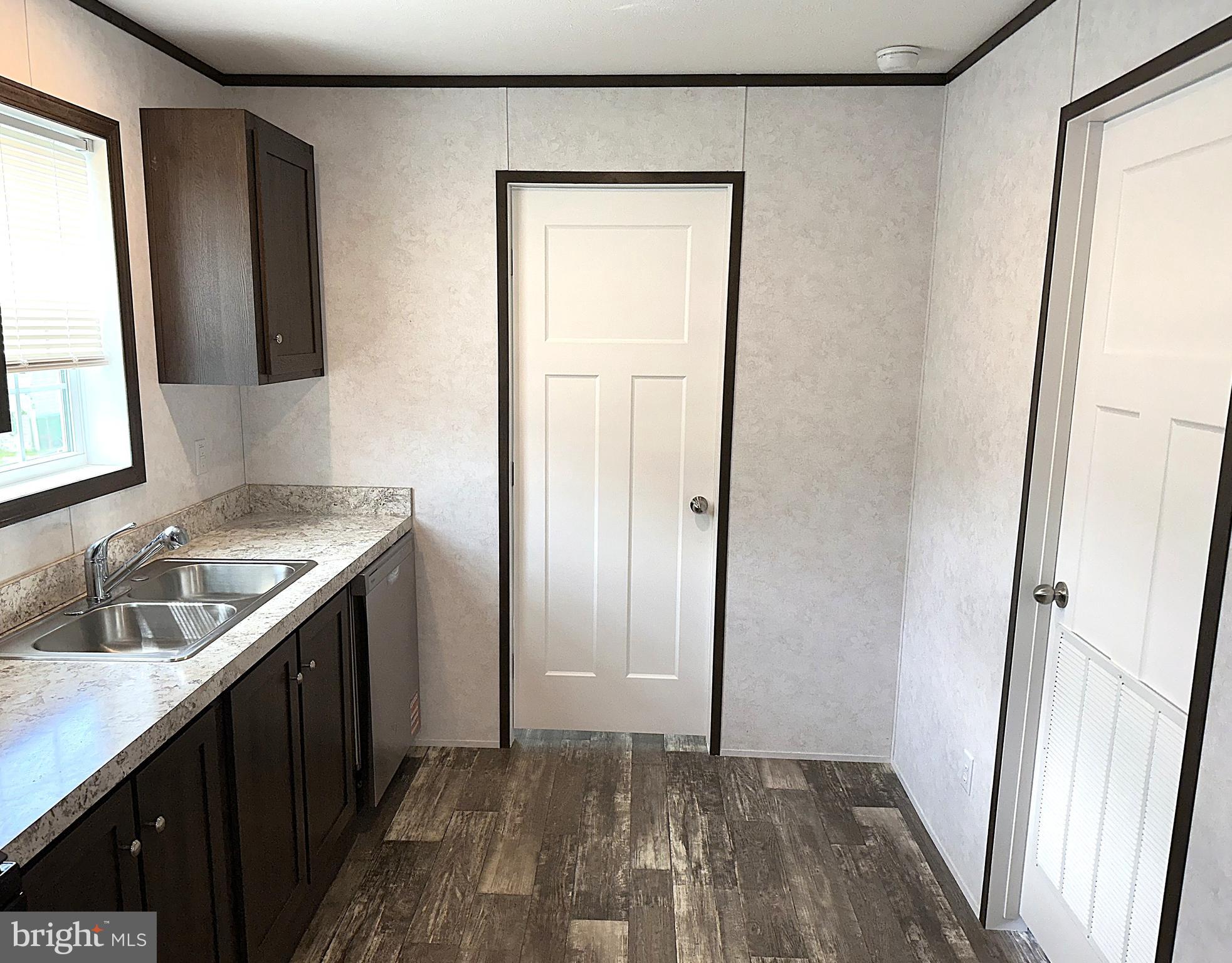 2201 OLD WESTMINSTER PIKE 12