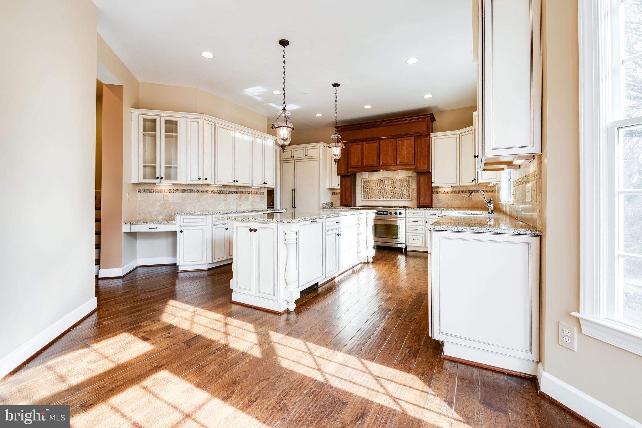 QUAKER HILL - Residential