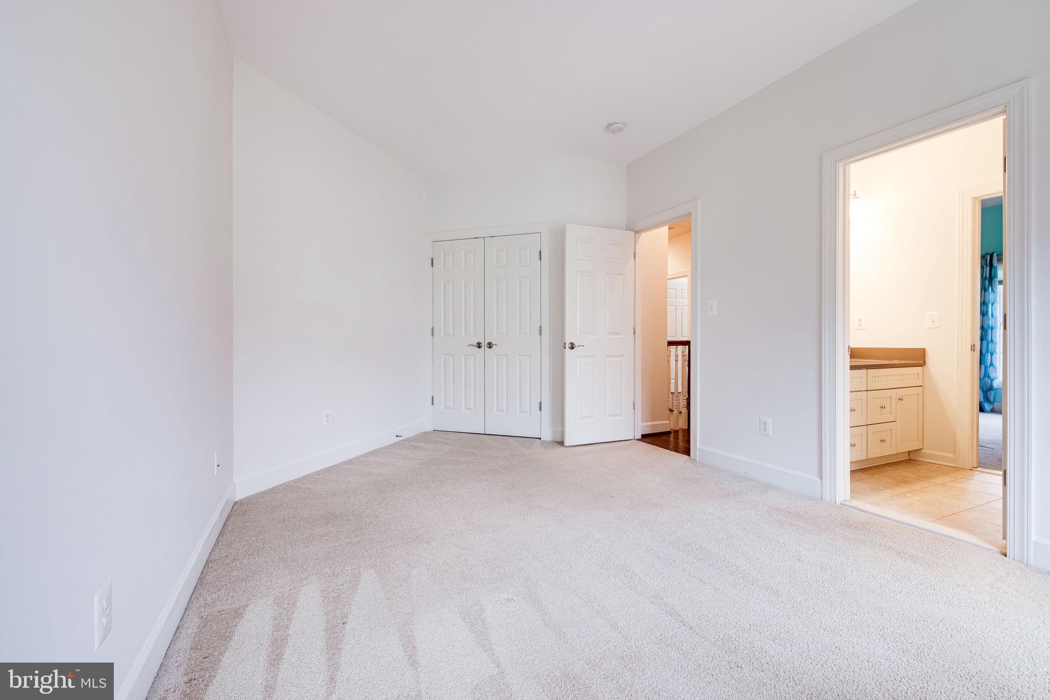 QUAKER HILL - Residential