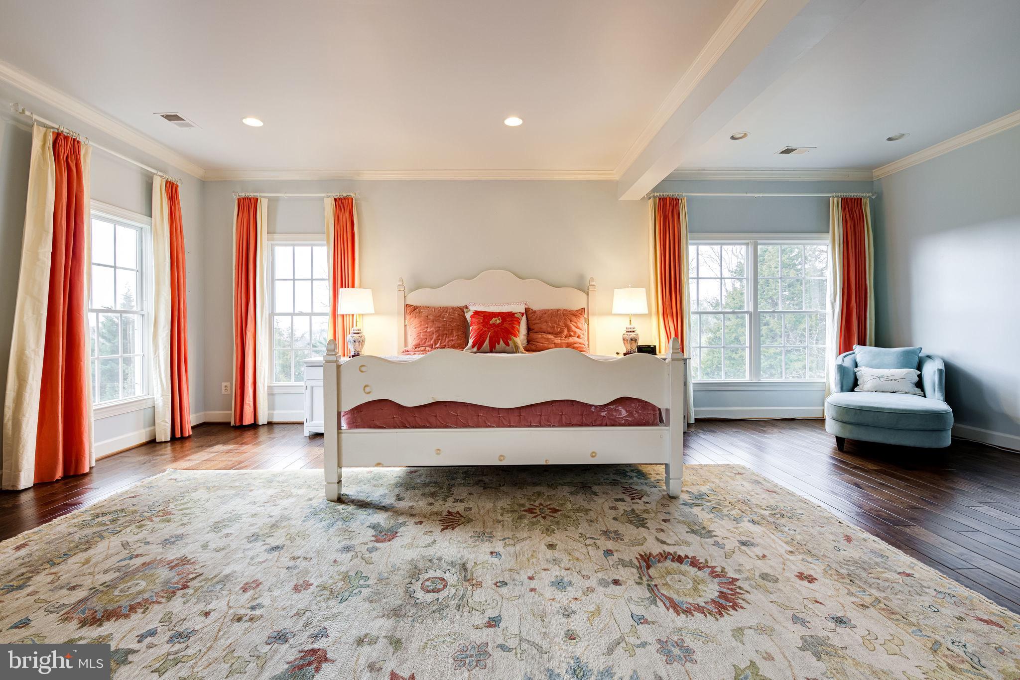 QUAKER HILL - Residential