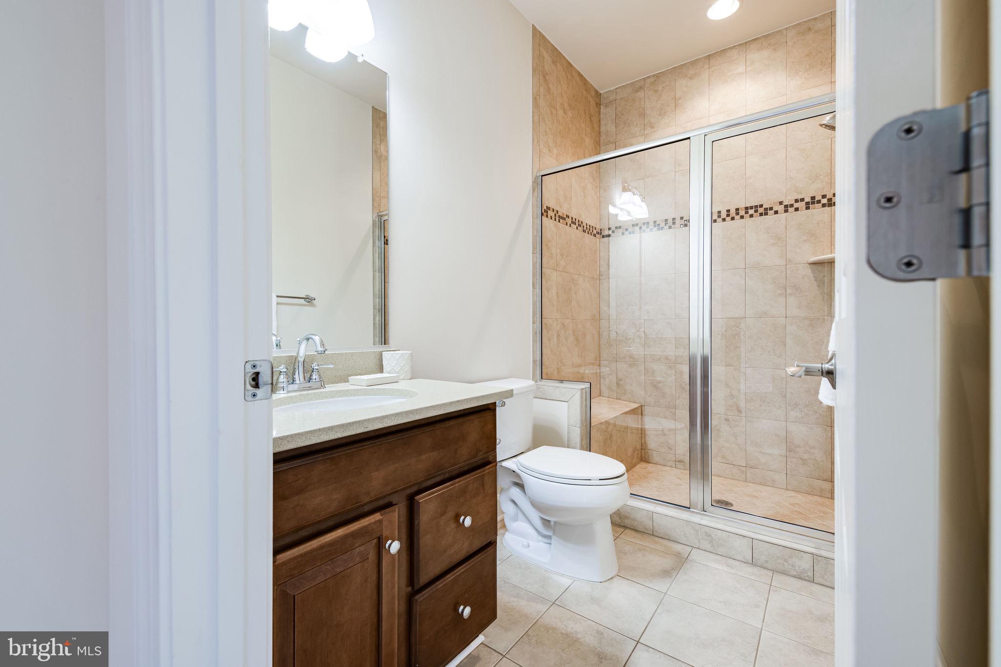 QUAKER HILL - Residential