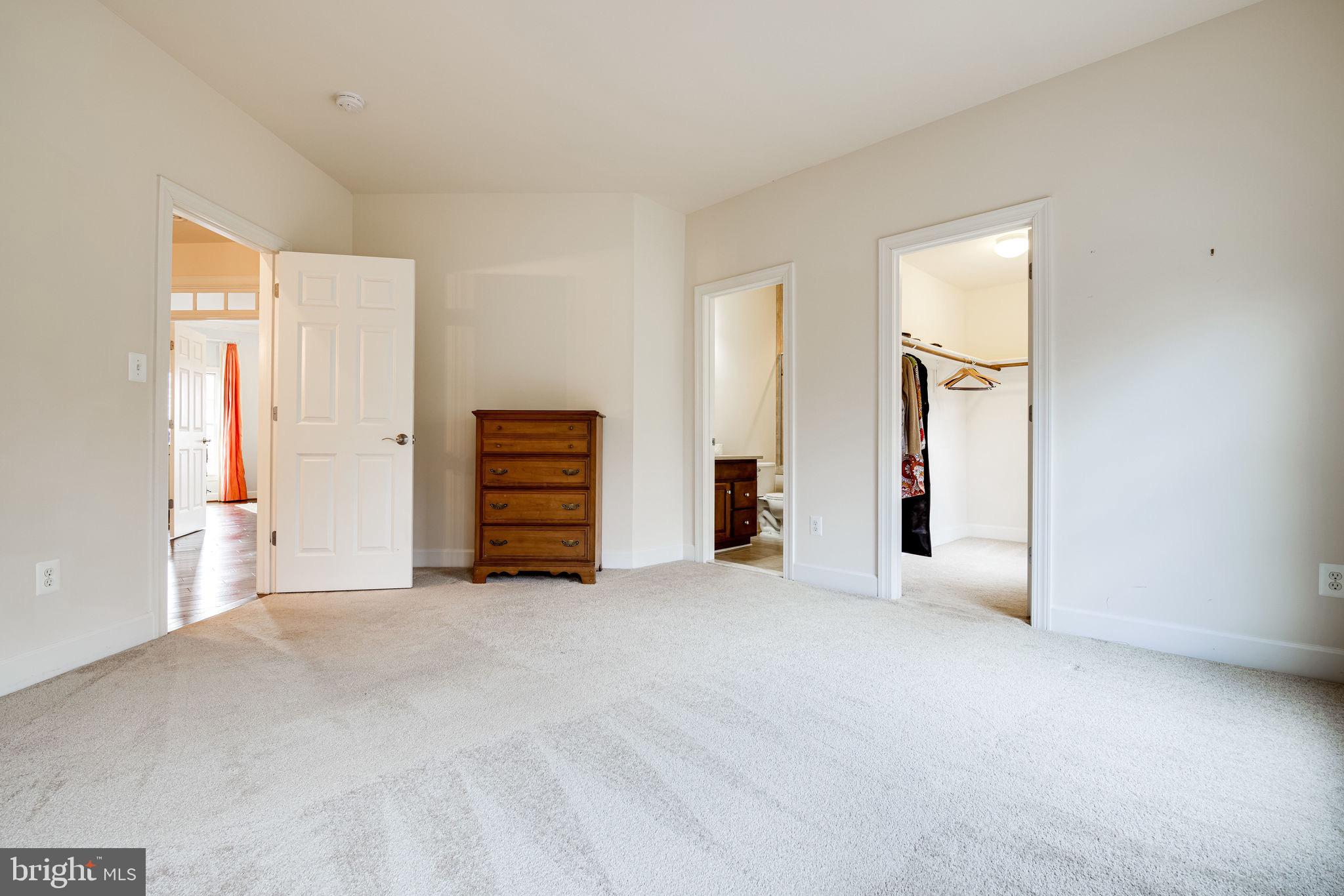 QUAKER HILL - Residential