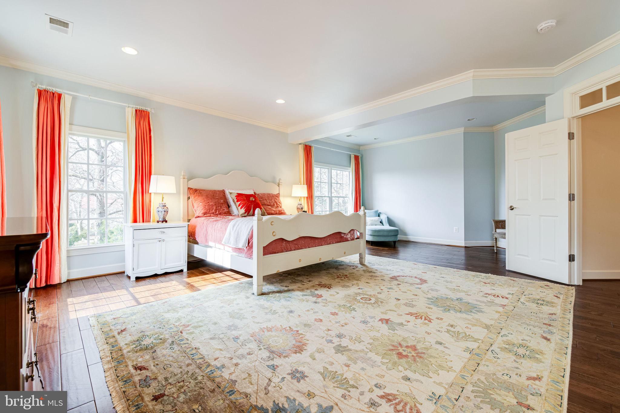 QUAKER HILL - Residential