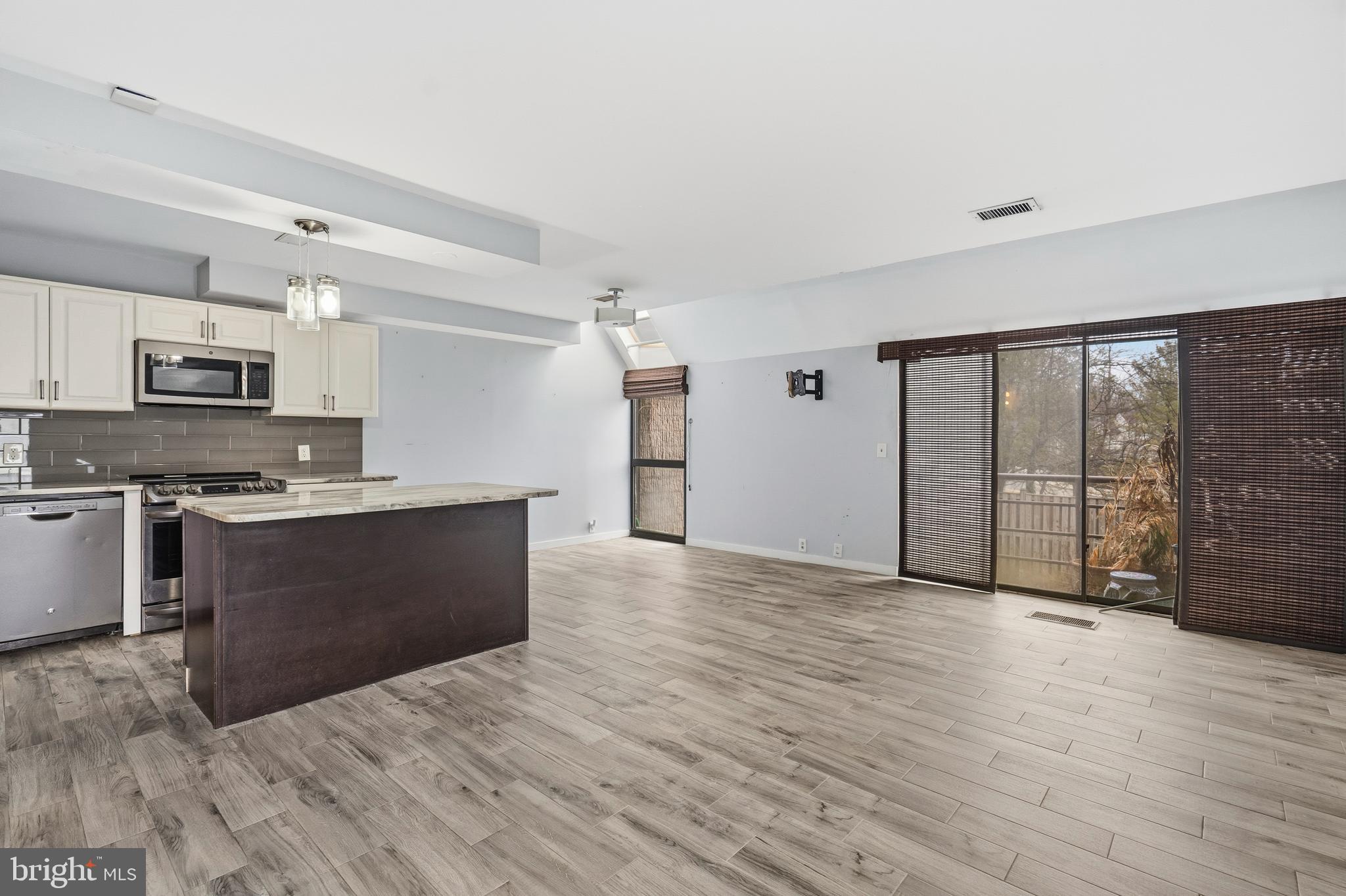 COLD SPRING NEWTOWN - Residential