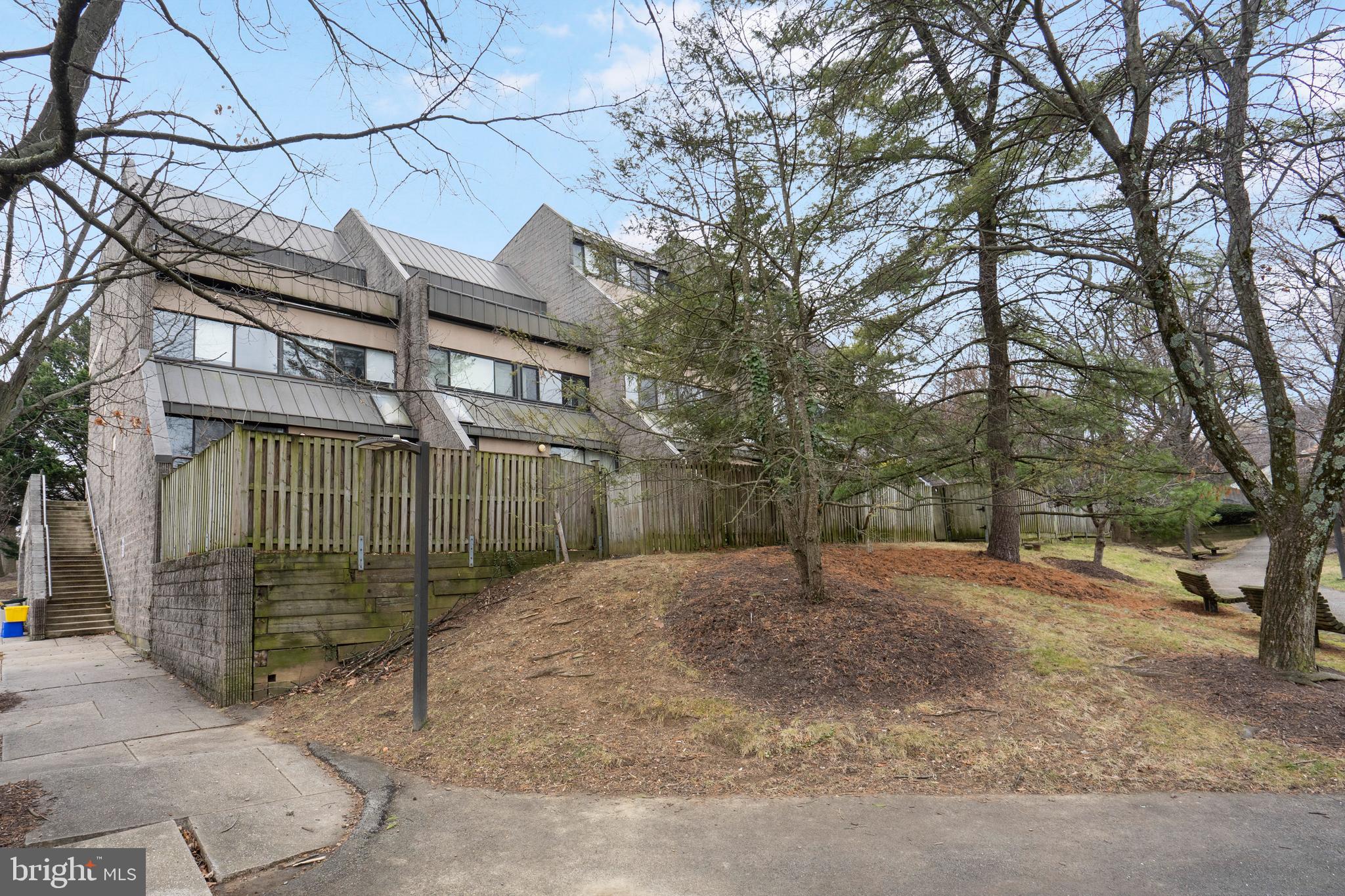 COLD SPRING NEWTOWN - Residential