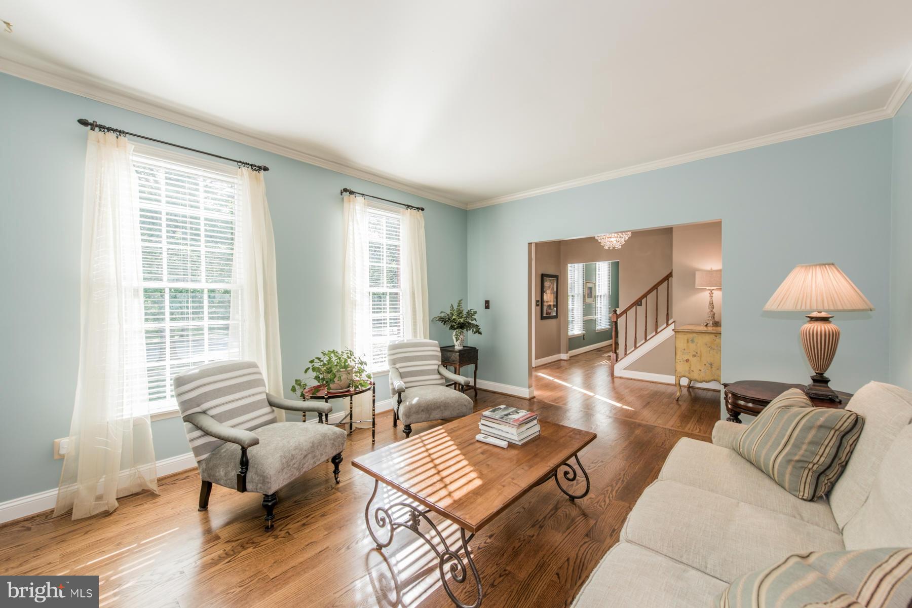 MCKENZIE MEADOWS - Residential