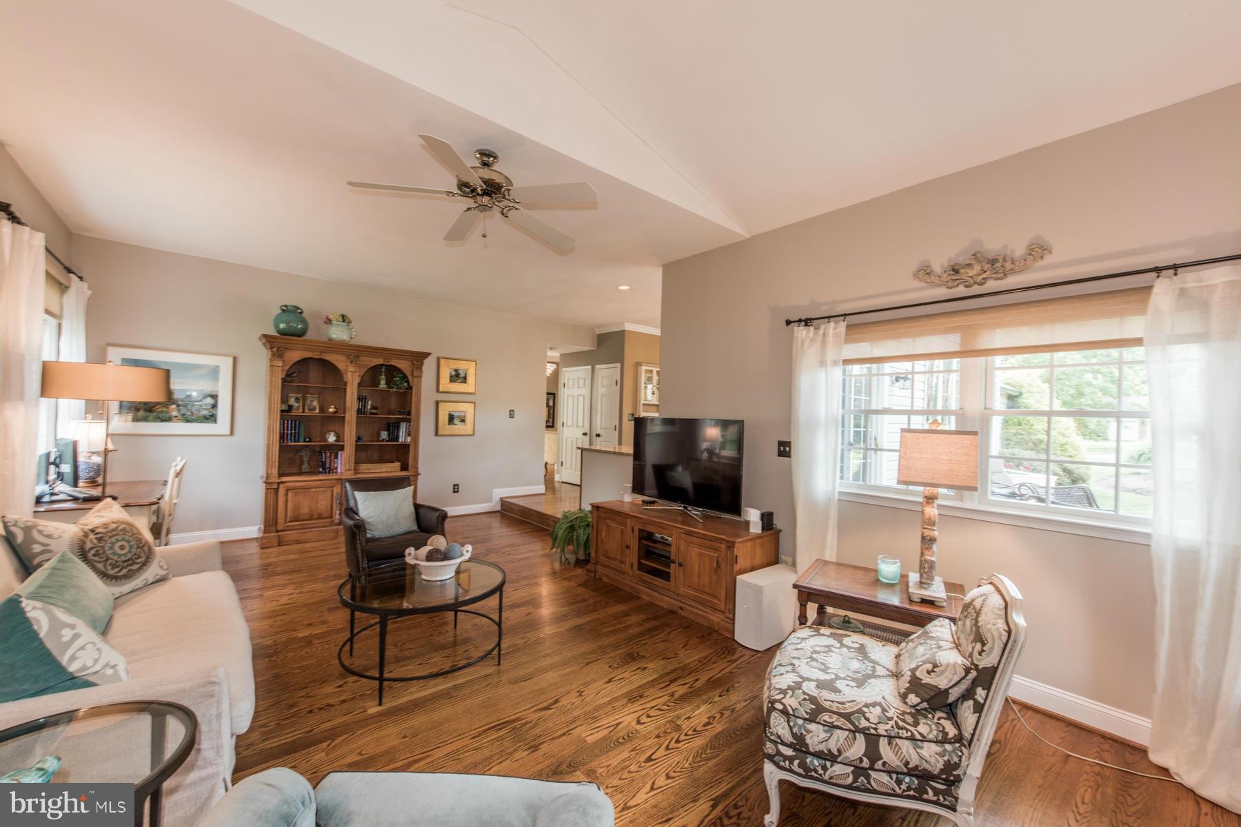 MCKENZIE MEADOWS - Residential