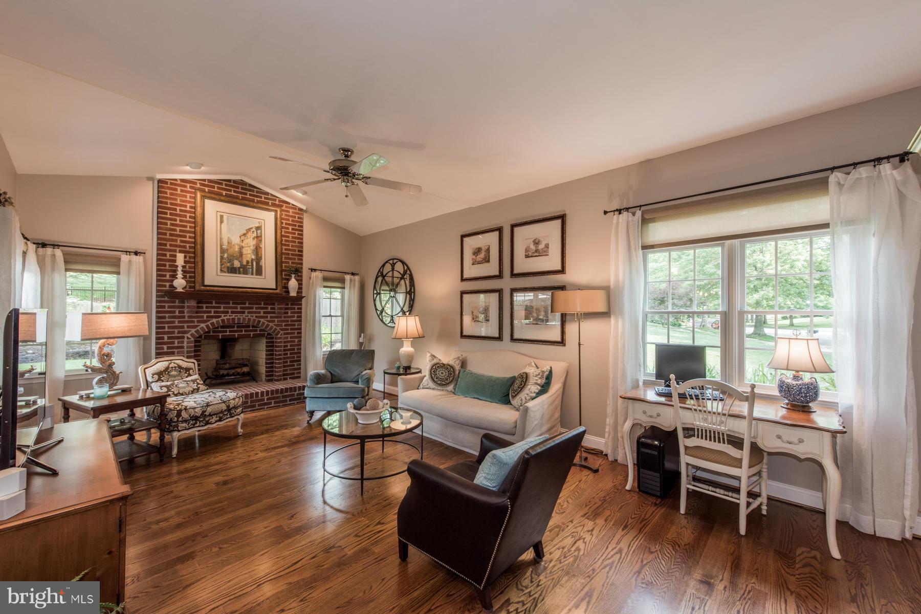 MCKENZIE MEADOWS - Residential