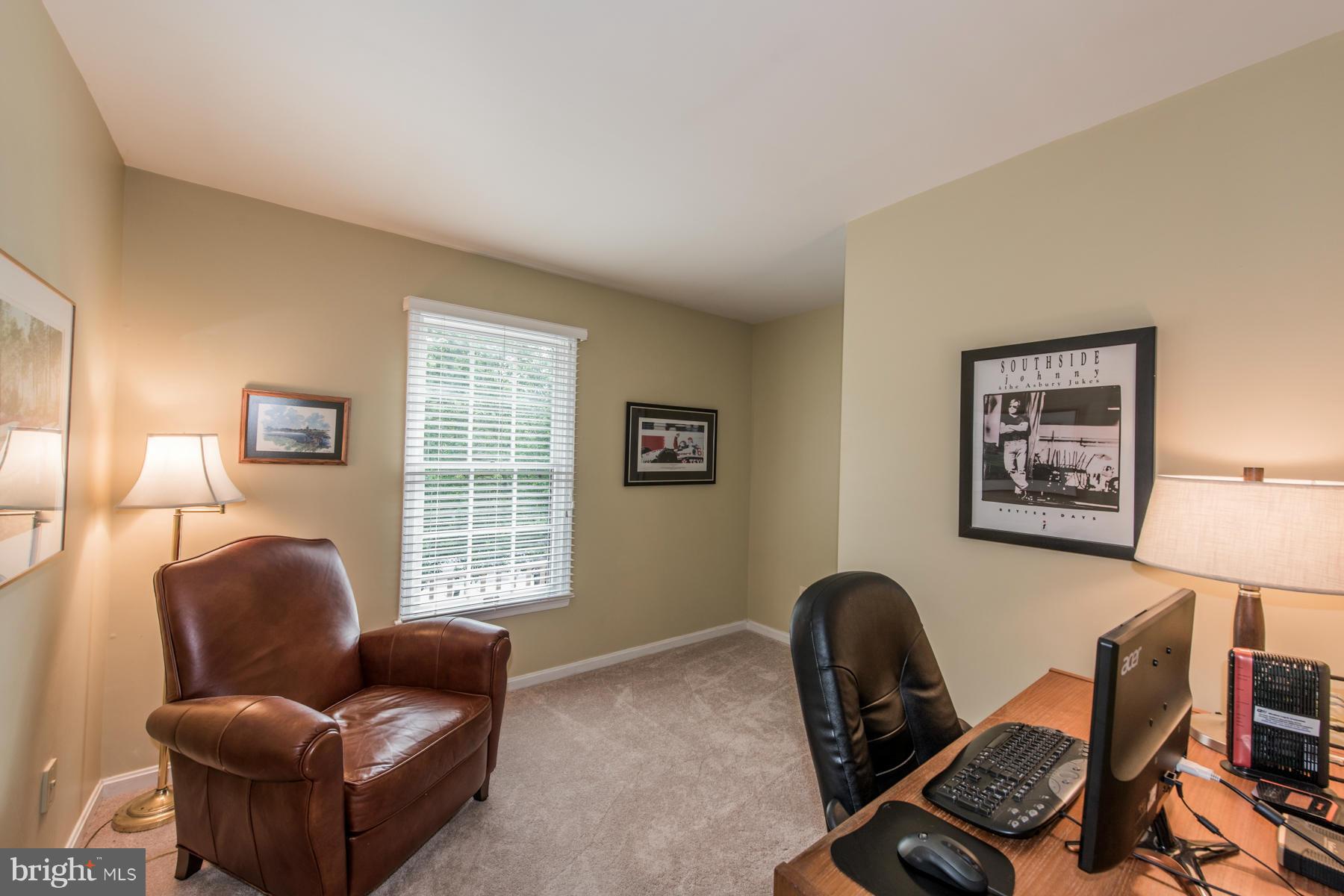 MCKENZIE MEADOWS - Residential