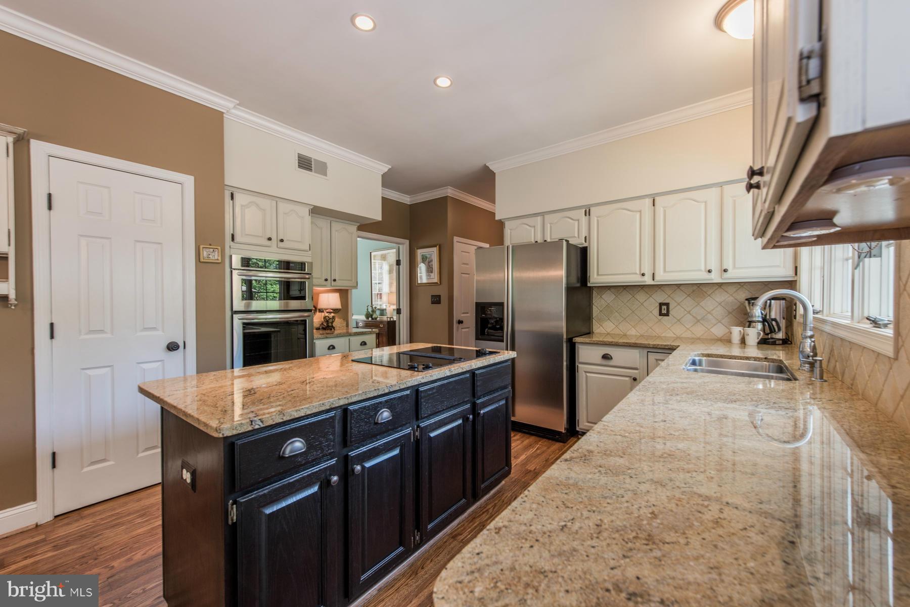 MCKENZIE MEADOWS - Residential