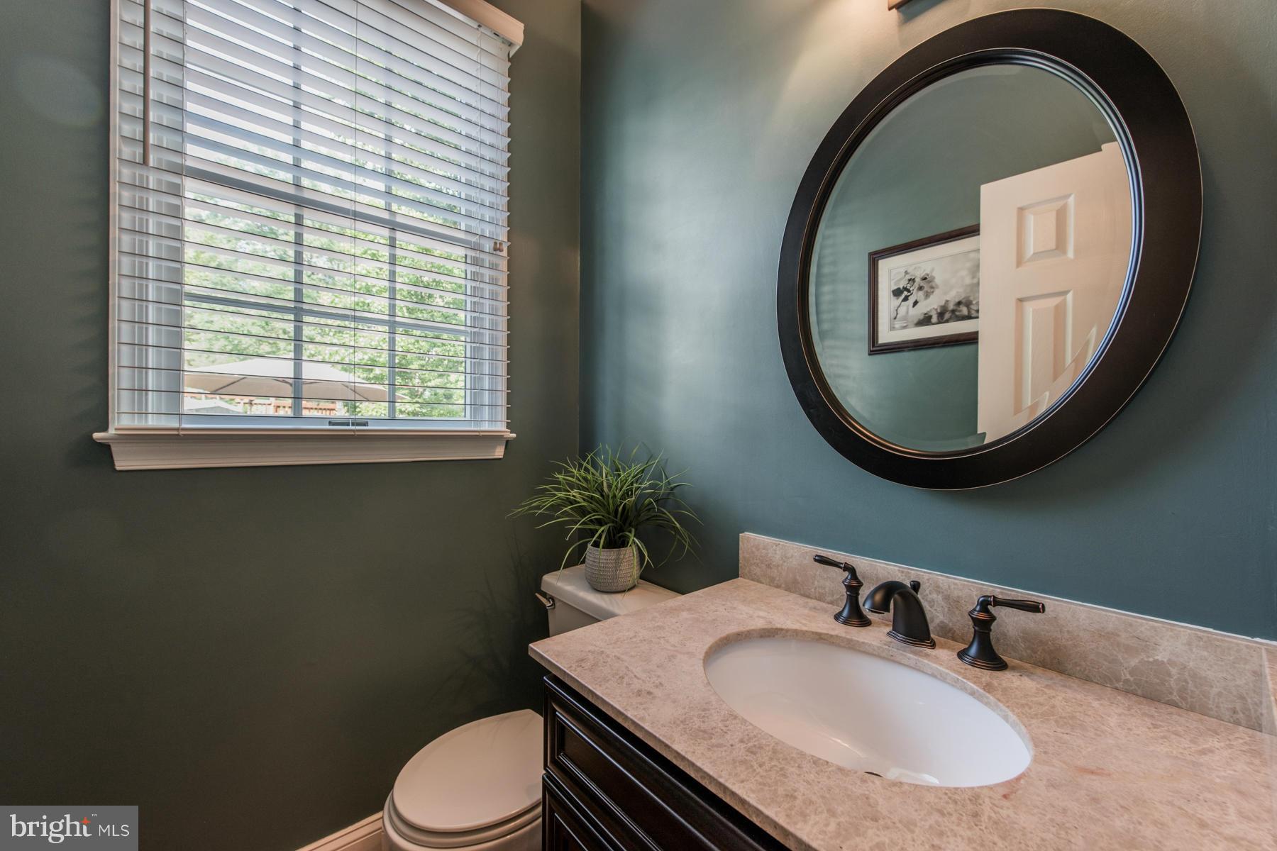 MCKENZIE MEADOWS - Residential