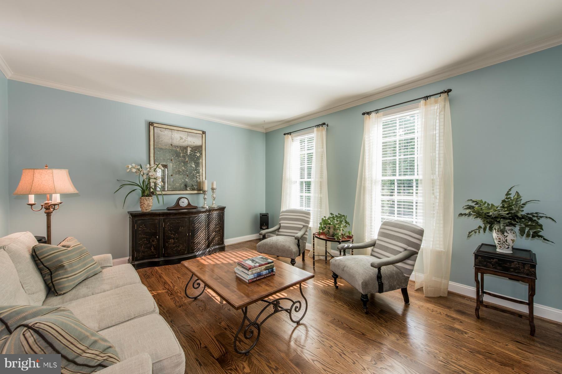 MCKENZIE MEADOWS - Residential