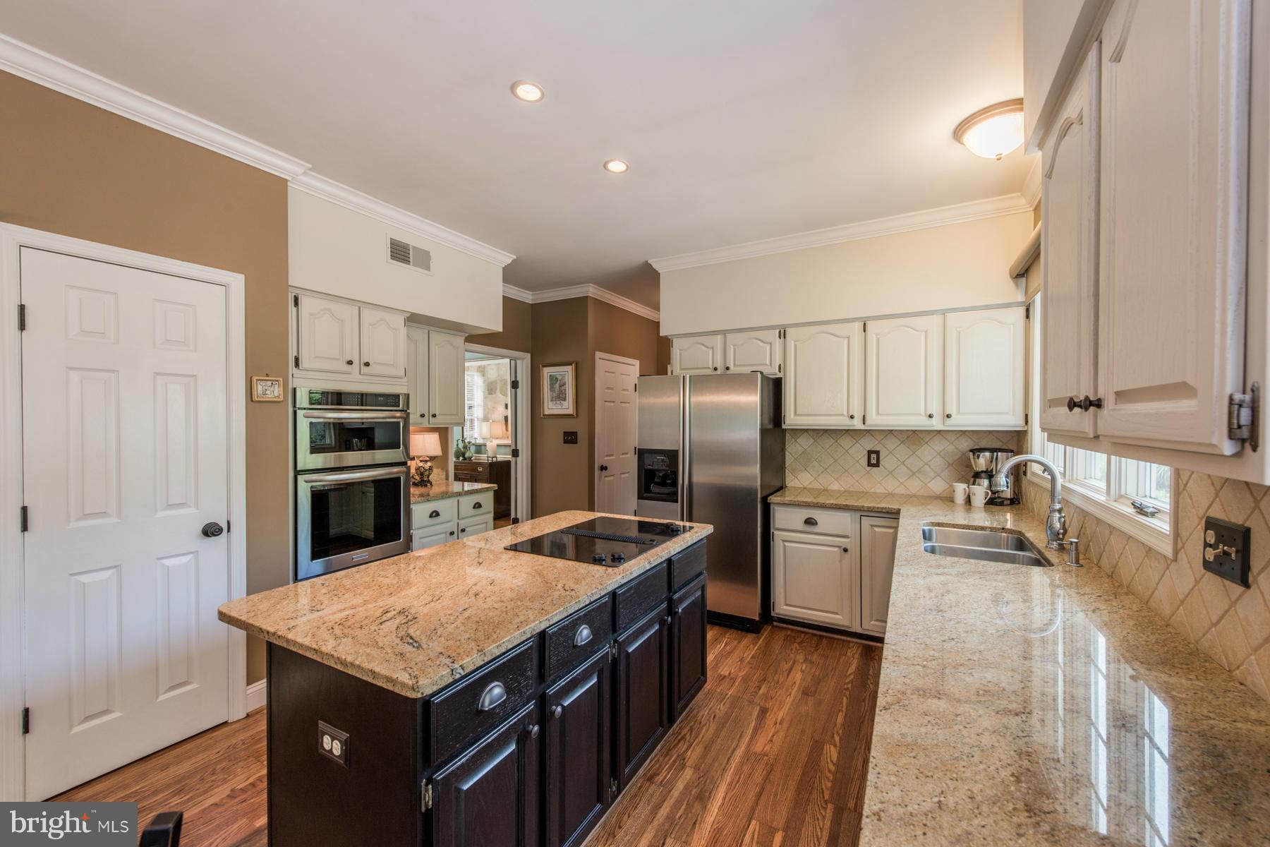 MCKENZIE MEADOWS - Residential