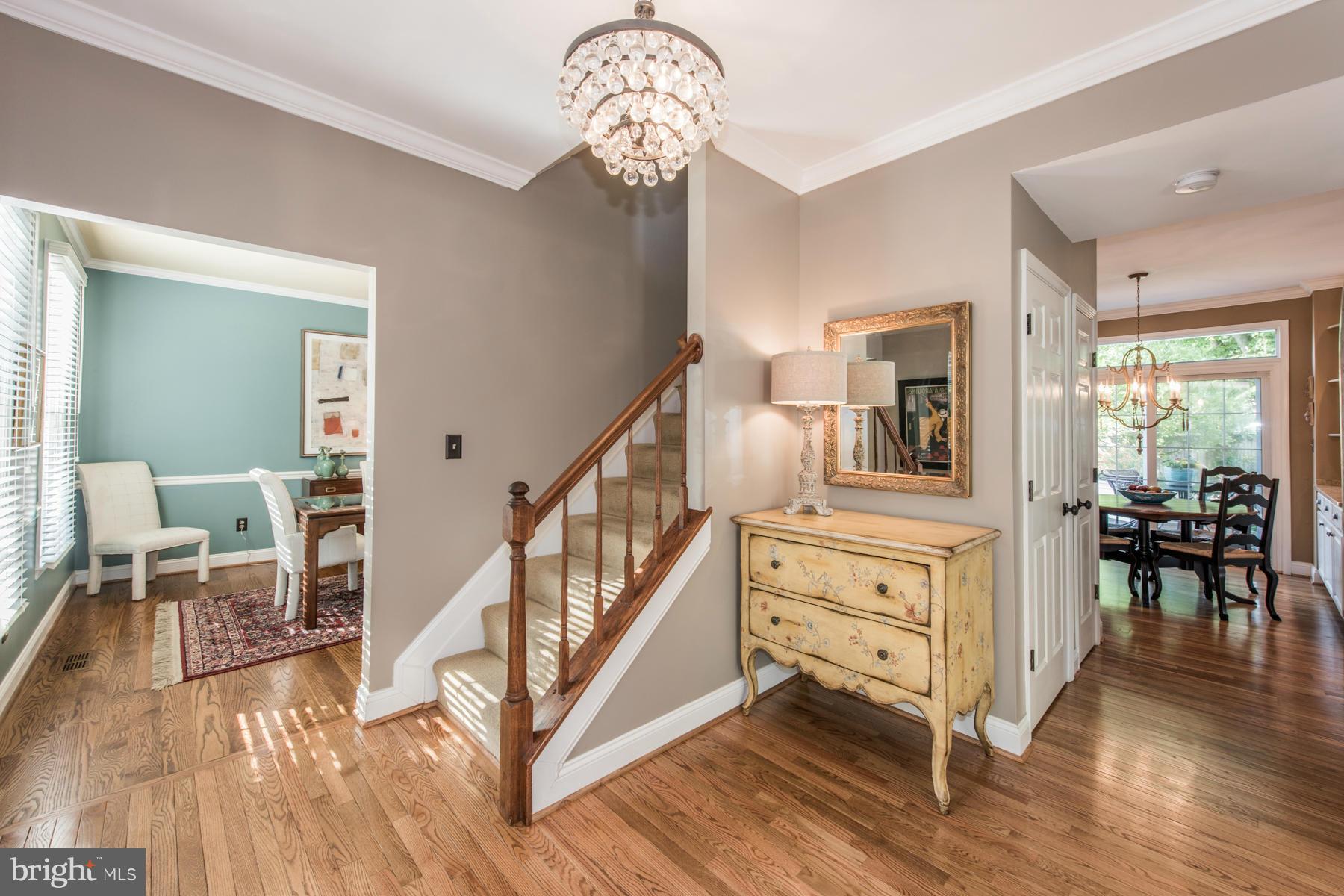 MCKENZIE MEADOWS - Residential