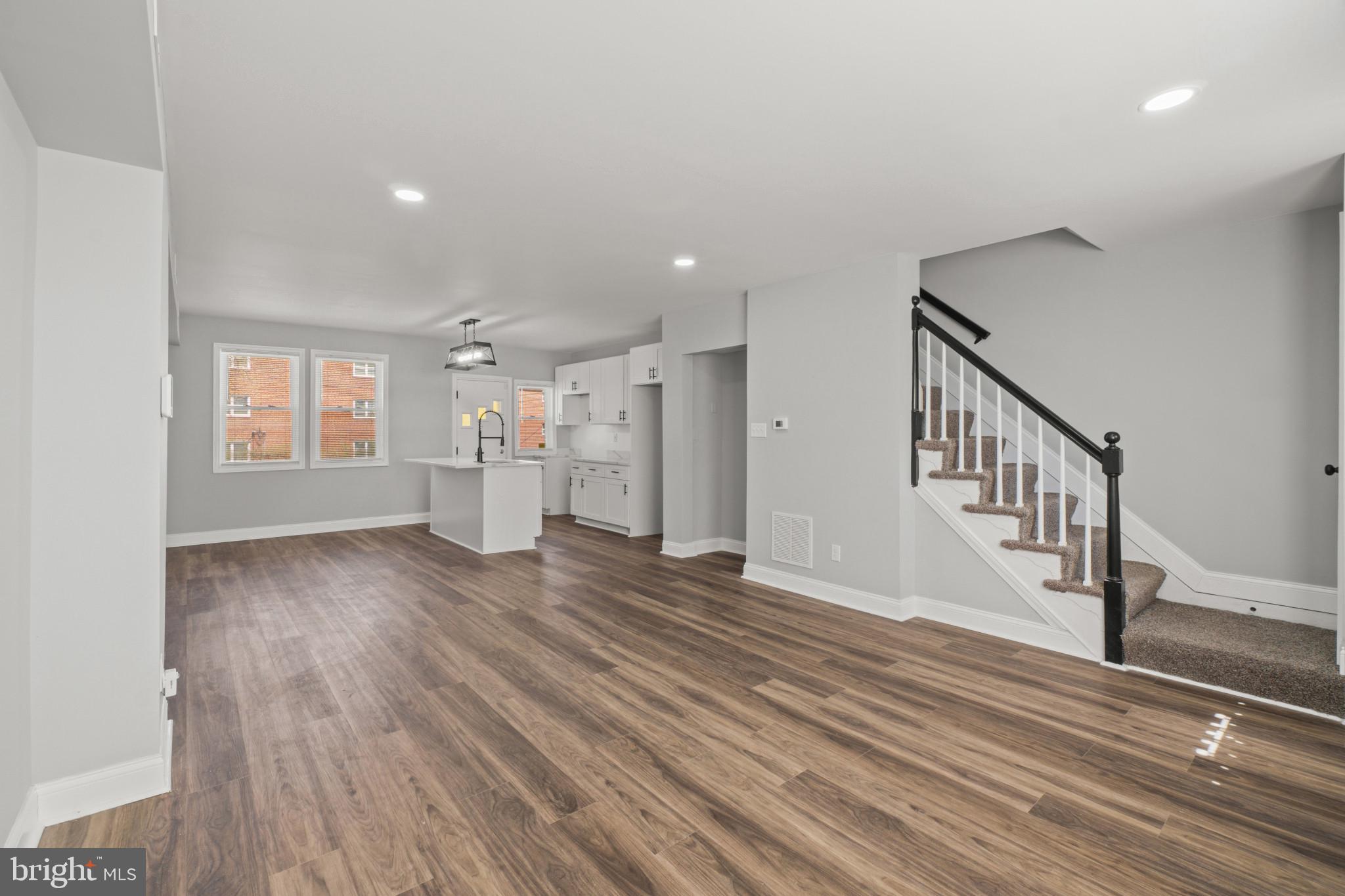 PEN LUCY - Residential