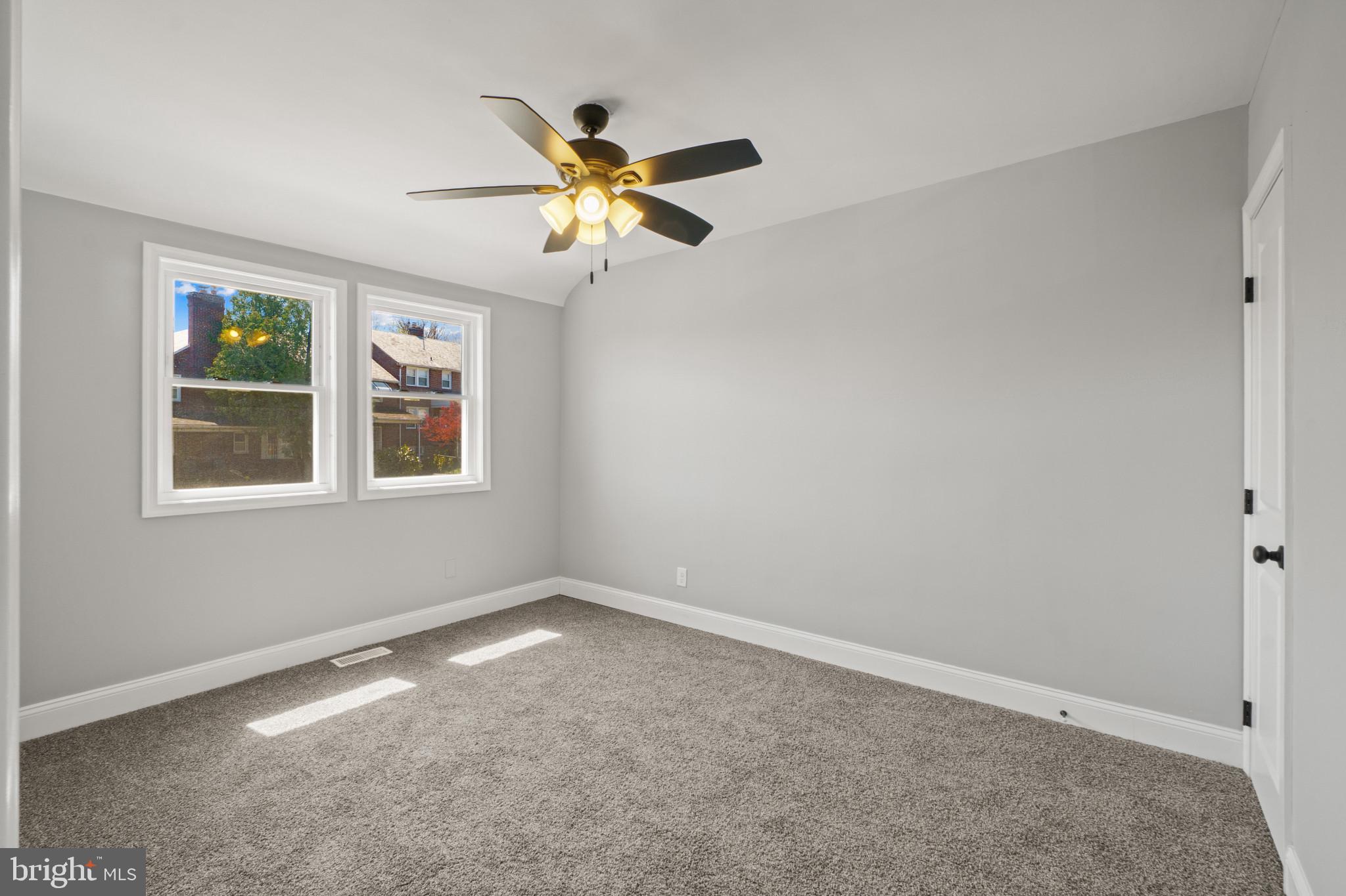 PEN LUCY - Residential