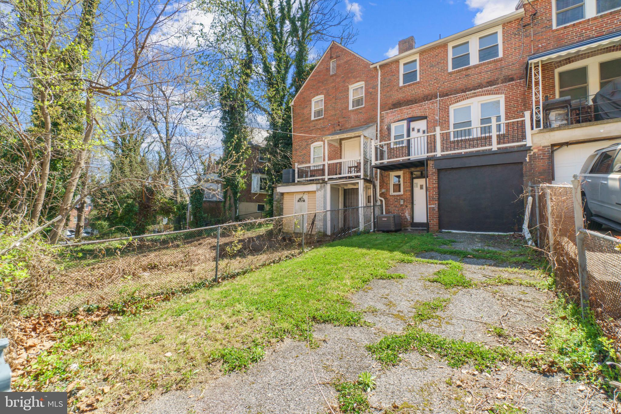 PEN LUCY - Residential