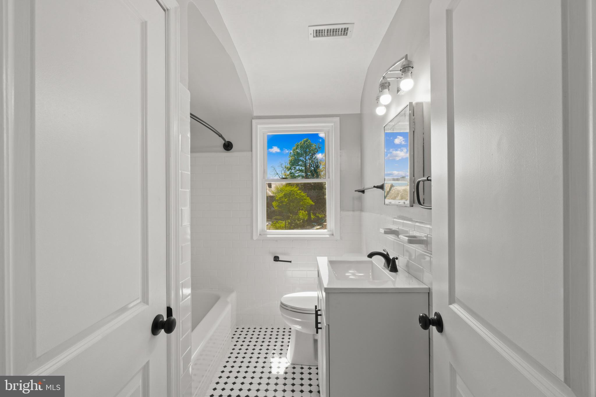 PEN LUCY - Residential