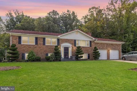 9405 Garden Circle, Clinton, MD MLS: MDPG2125482