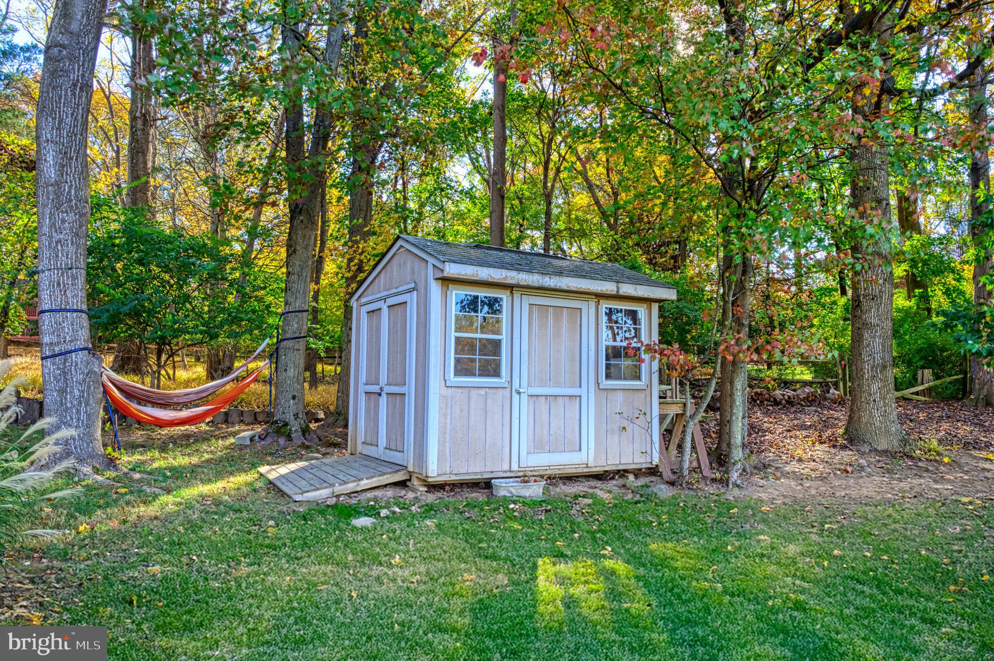 WOODLAND ESTATES - Residential