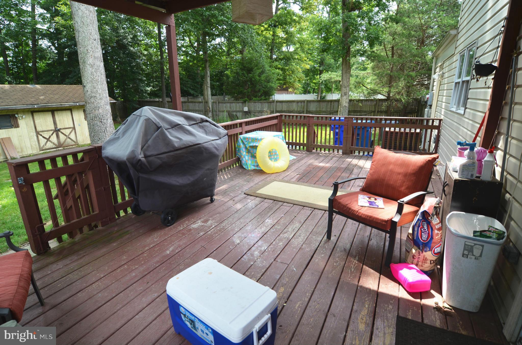 WHITE OAK VILLAGE SUB - Residential