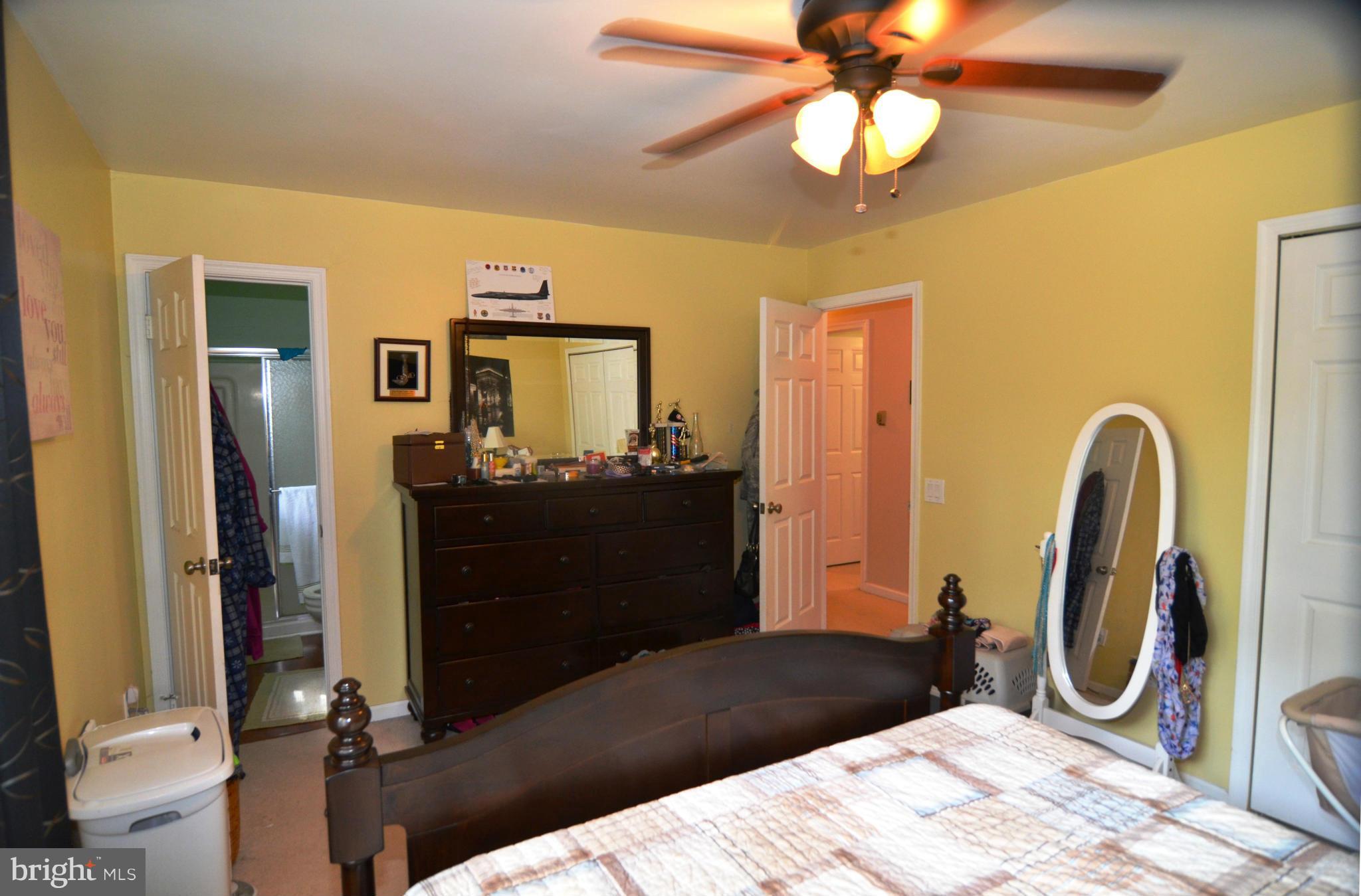 WHITE OAK VILLAGE SUB - Residential