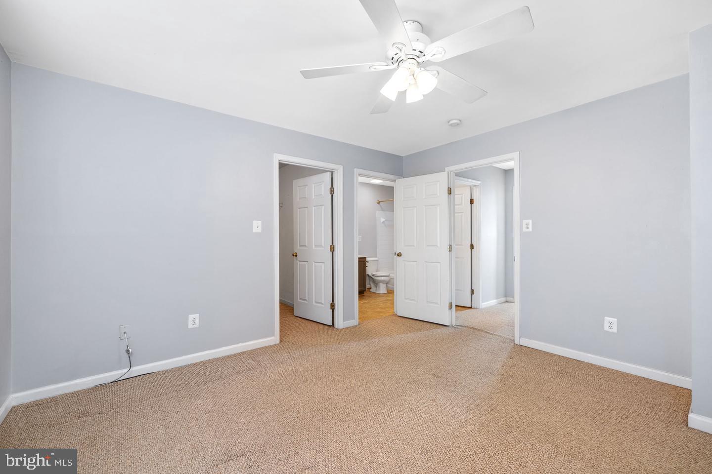 GLENEAGLES AT LEE'S HILL - Residential Lease