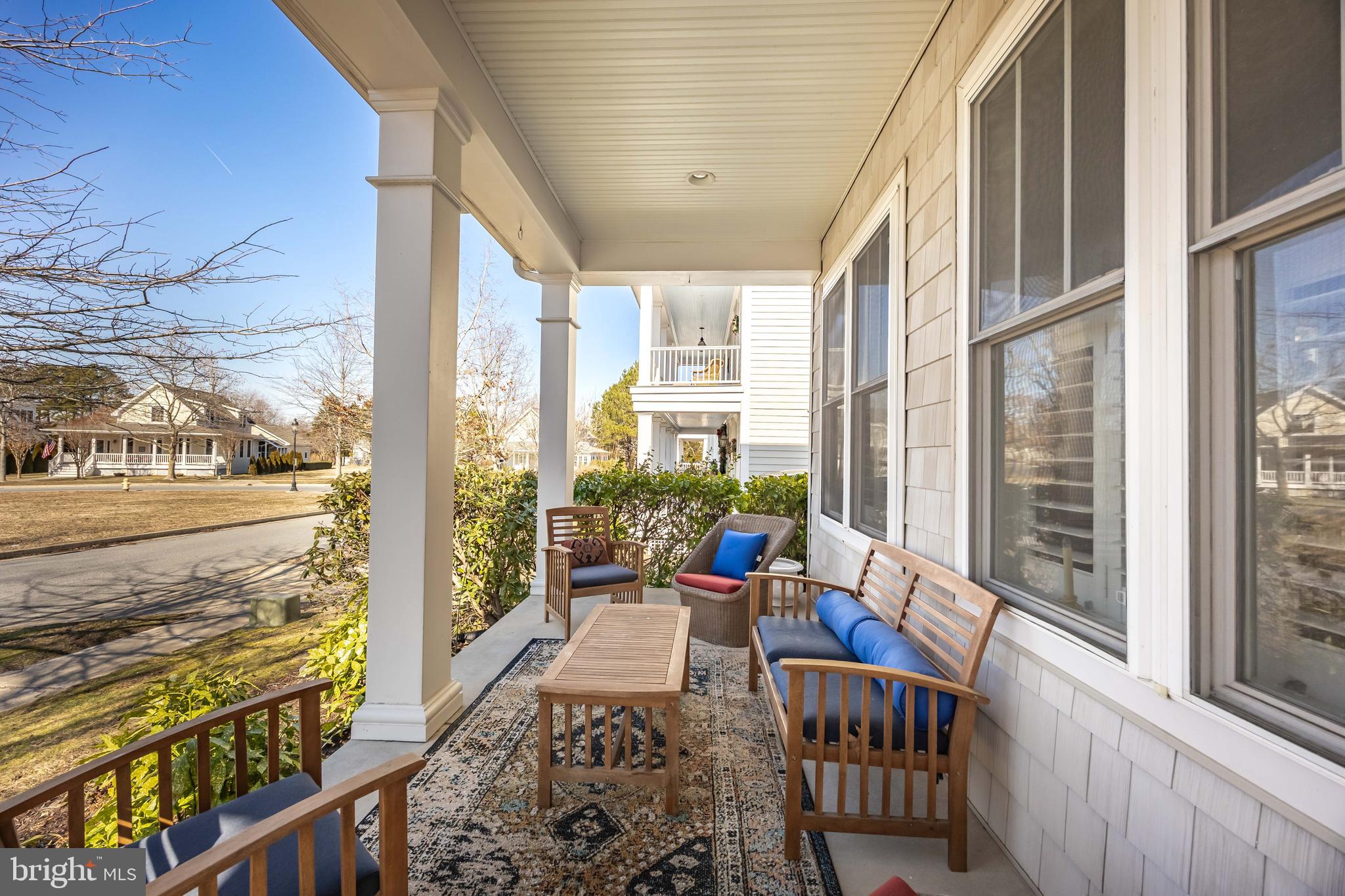 WALNUT HILL - Residential